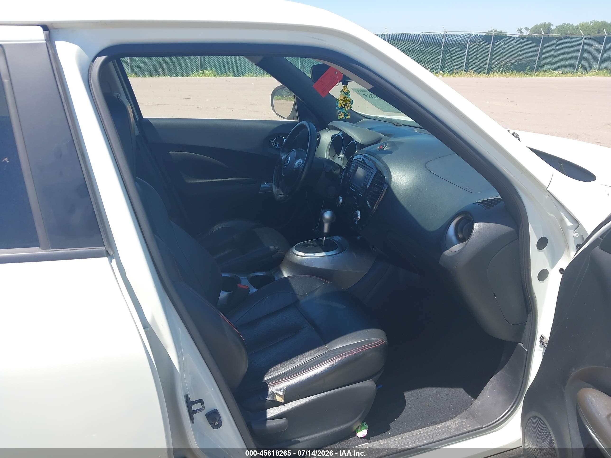 2012 Nissan Juke Sl White vin: JN8AF5MV2CT107404
