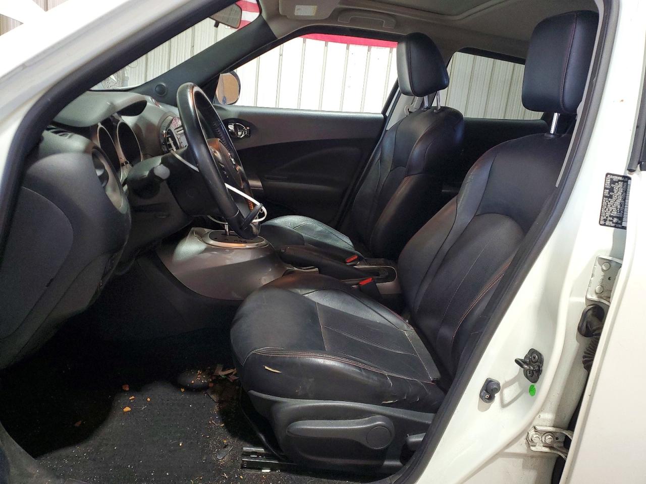 2012 Nissan Juke S Белый vin: JN8AF5MV2CT108102