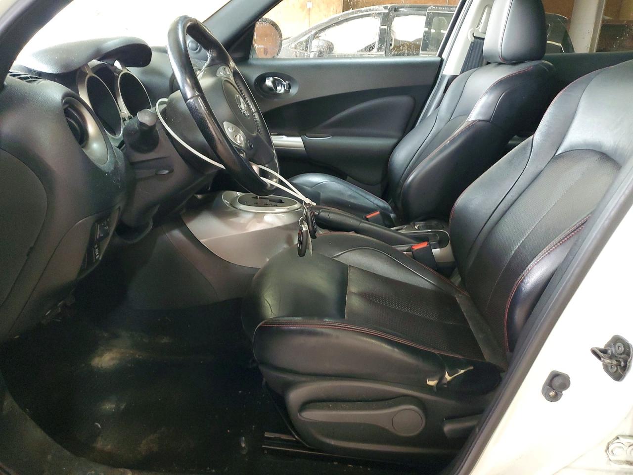 2012 Nissan Juke S/sv/sl White vin: JN8AF5MV2CT125546