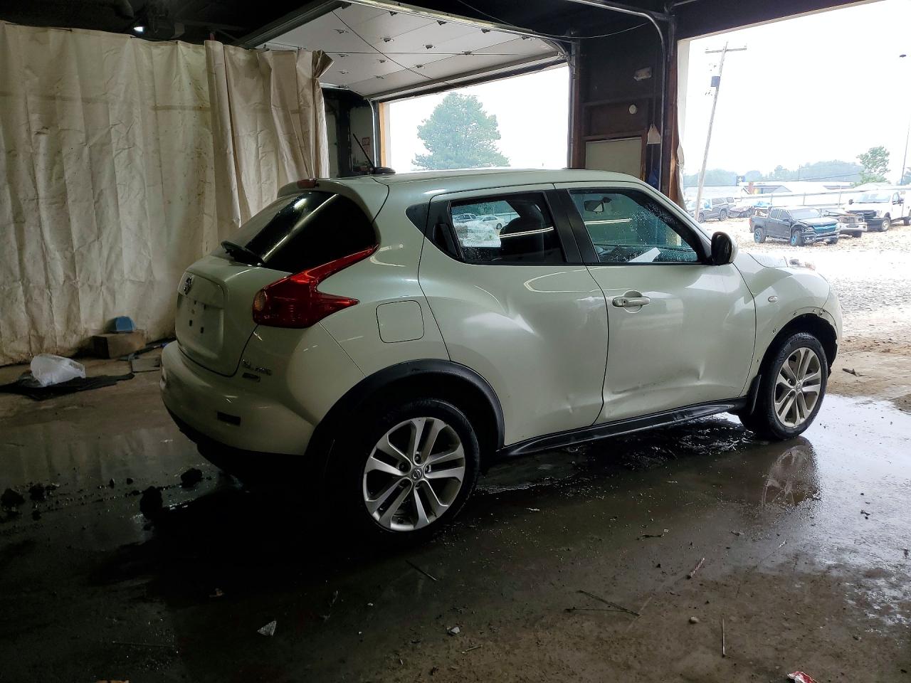 2012 Nissan Juke S/sv/sl White vin: JN8AF5MV2CT125546