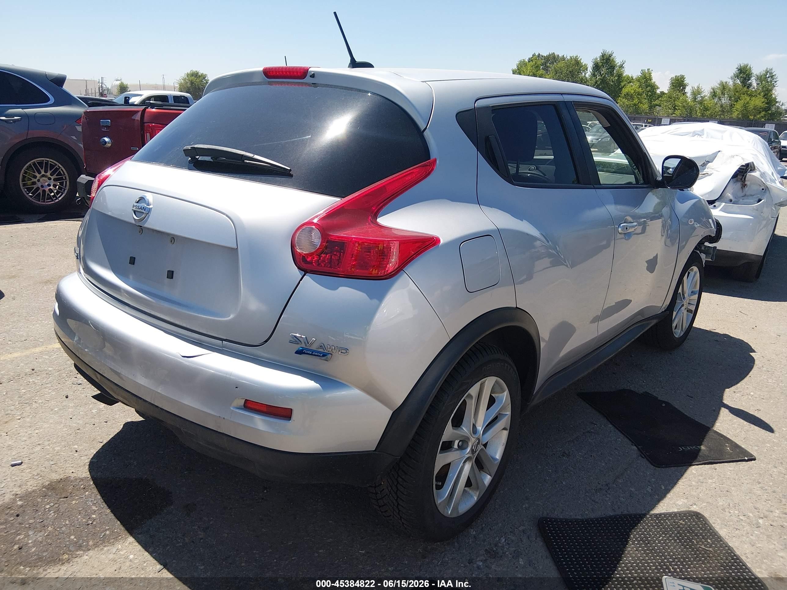 2013 Nissan Juke Sv Silver vin: JN8AF5MV2DT210002