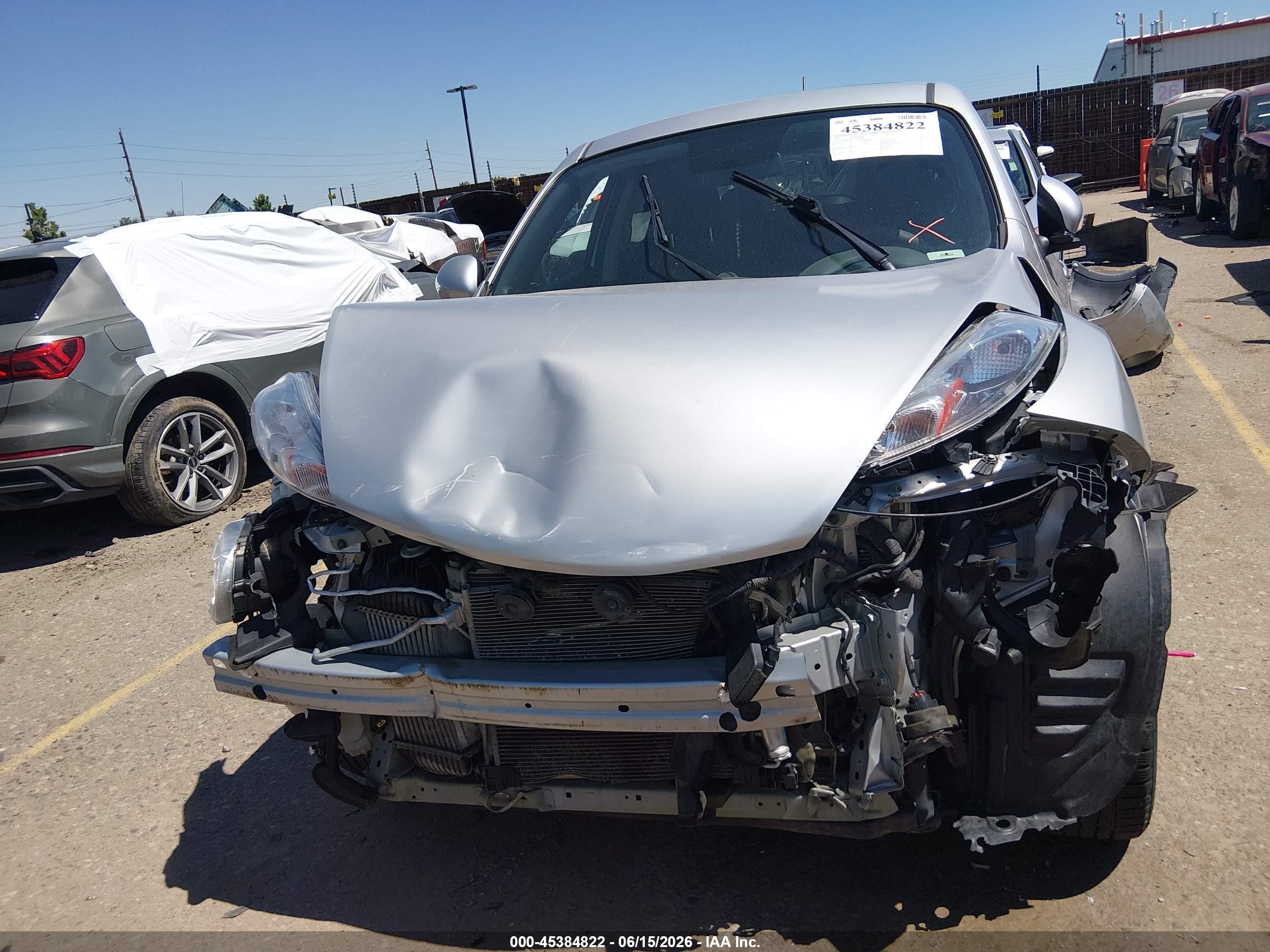 2013 Nissan Juke Sv Silver vin: JN8AF5MV2DT210002