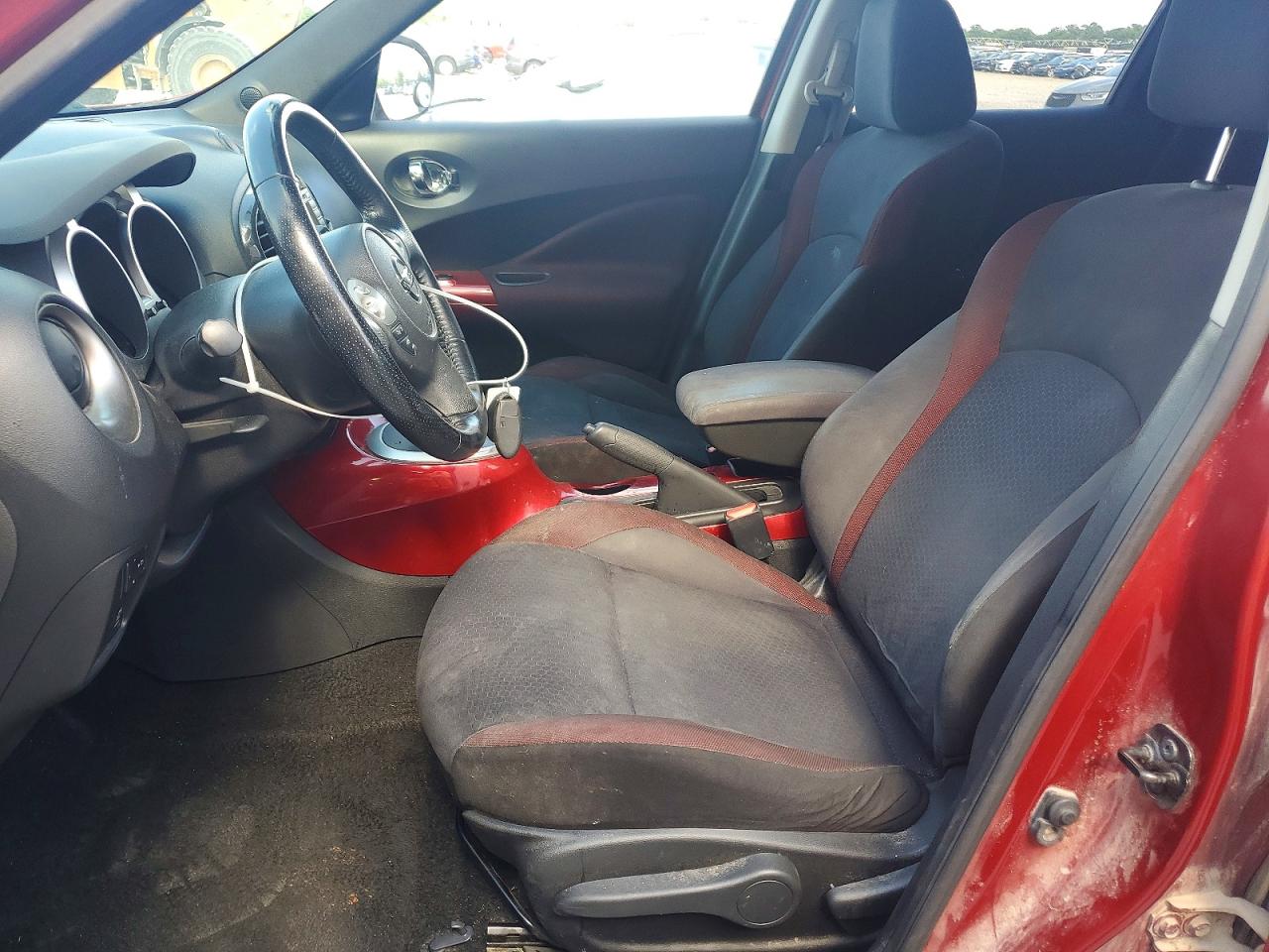 2013 Nissan Juke S Maroon vin: JN8AF5MV2DT215121