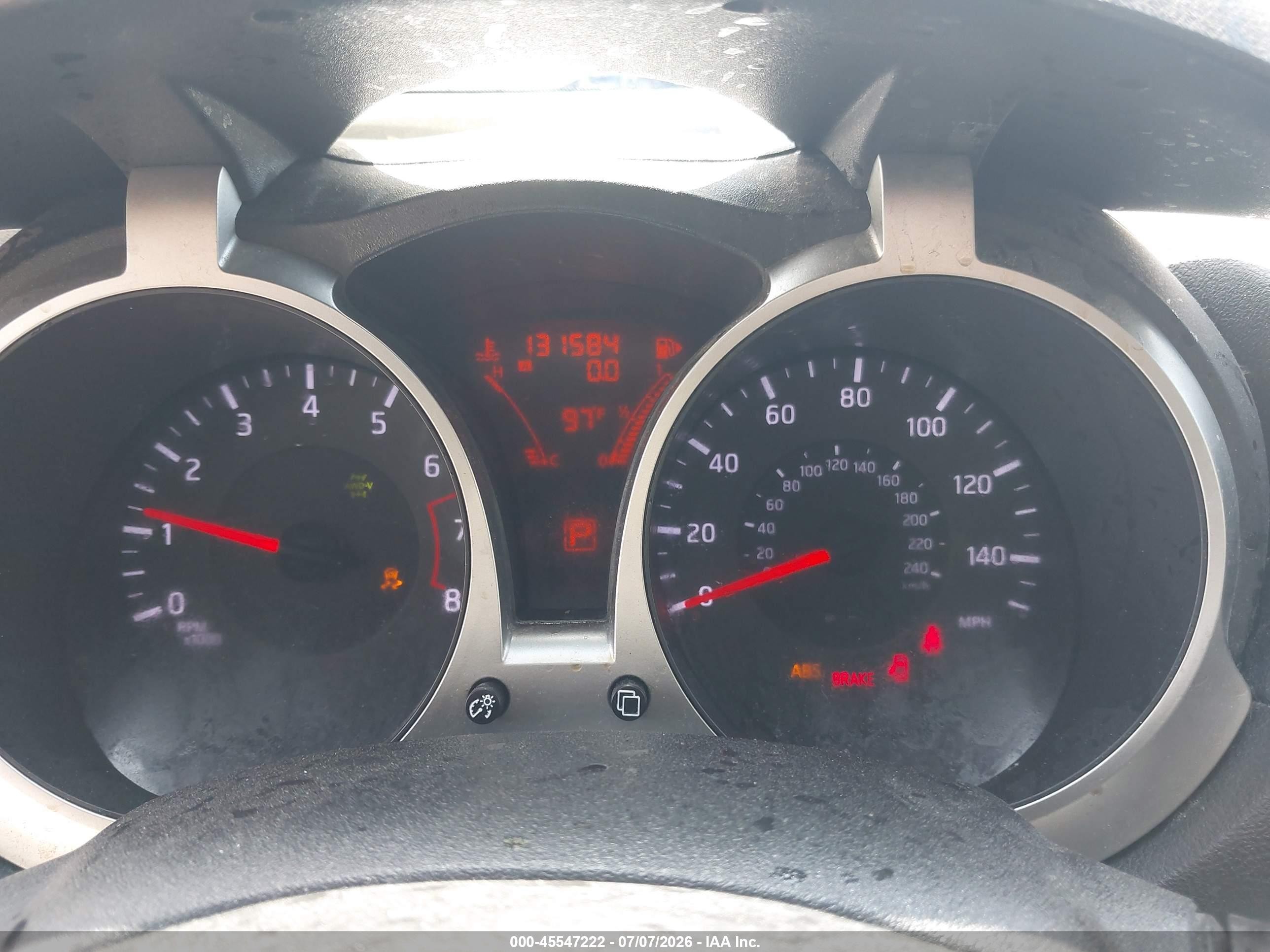 2014 Nissan Juke S White vin: JN8AF5MV2ET357700