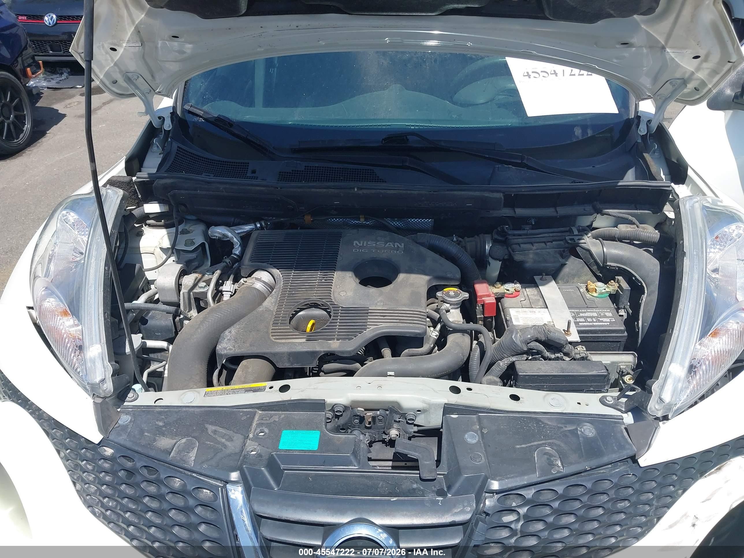 2014 Nissan Juke S White vin: JN8AF5MV2ET357700