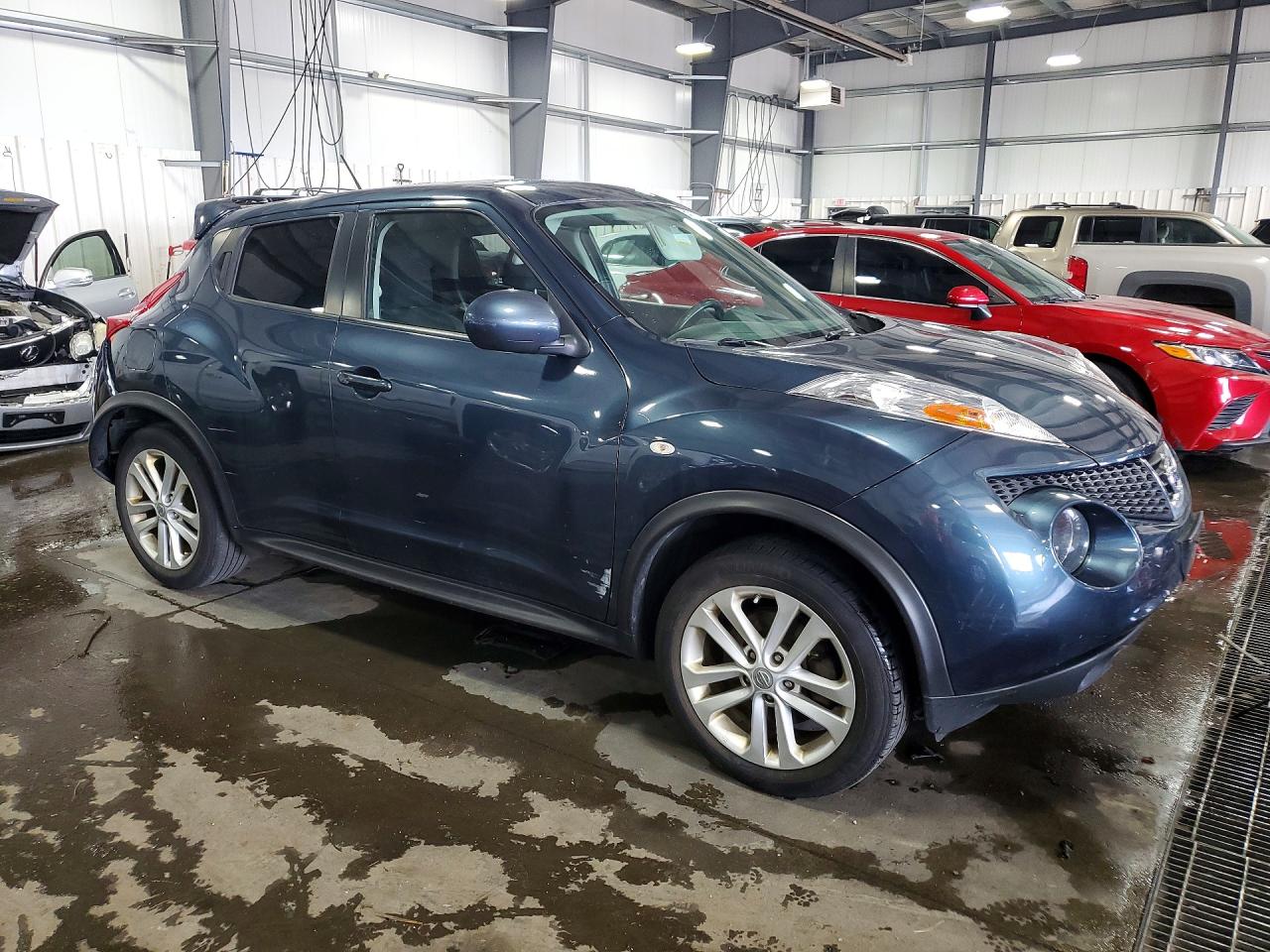 2014 Nissan Juke Sv Blue vin: JN8AF5MV2ET359933