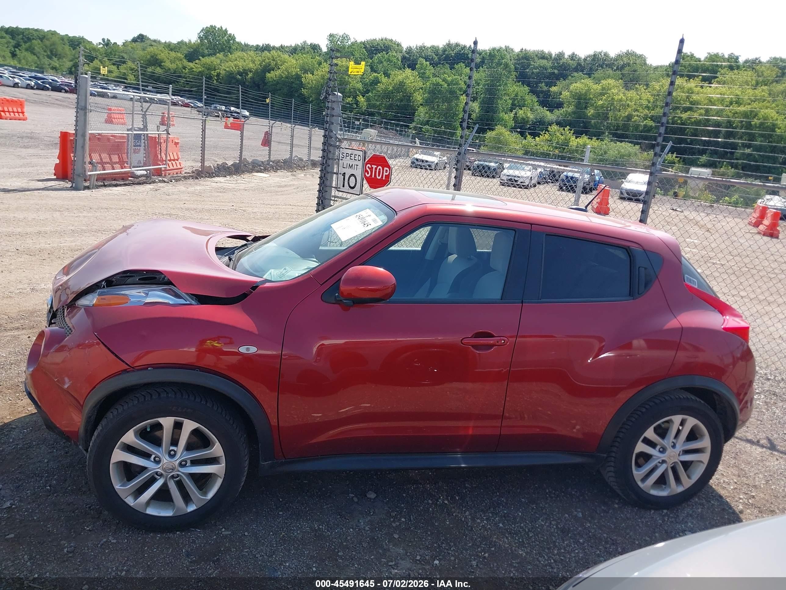 2014 Nissan Juke Sv Red vin: JN8AF5MV2ET364520