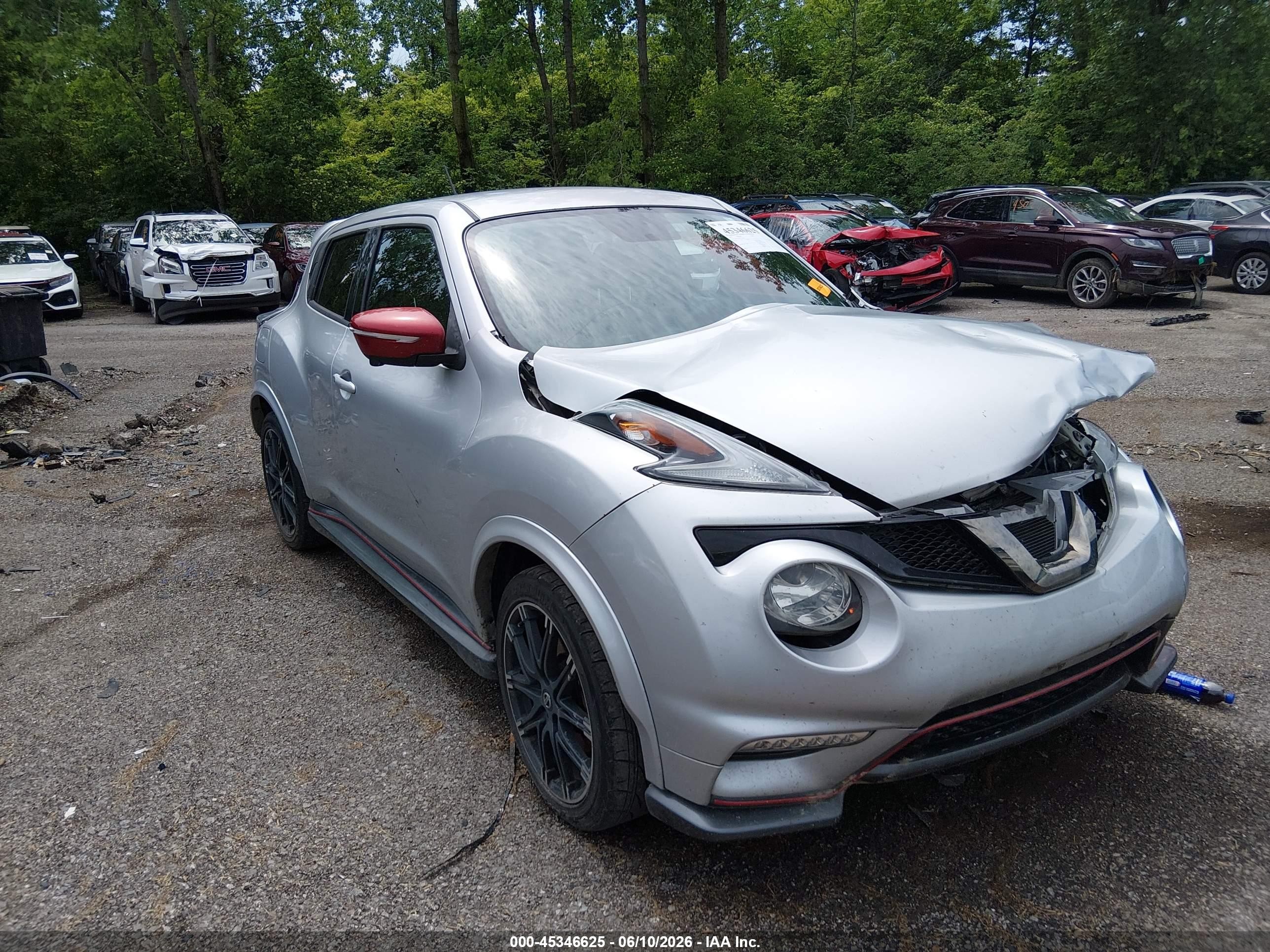 2015 Nissan Juke Nismo Серебряный vin: JN8AF5MV2FT563004
