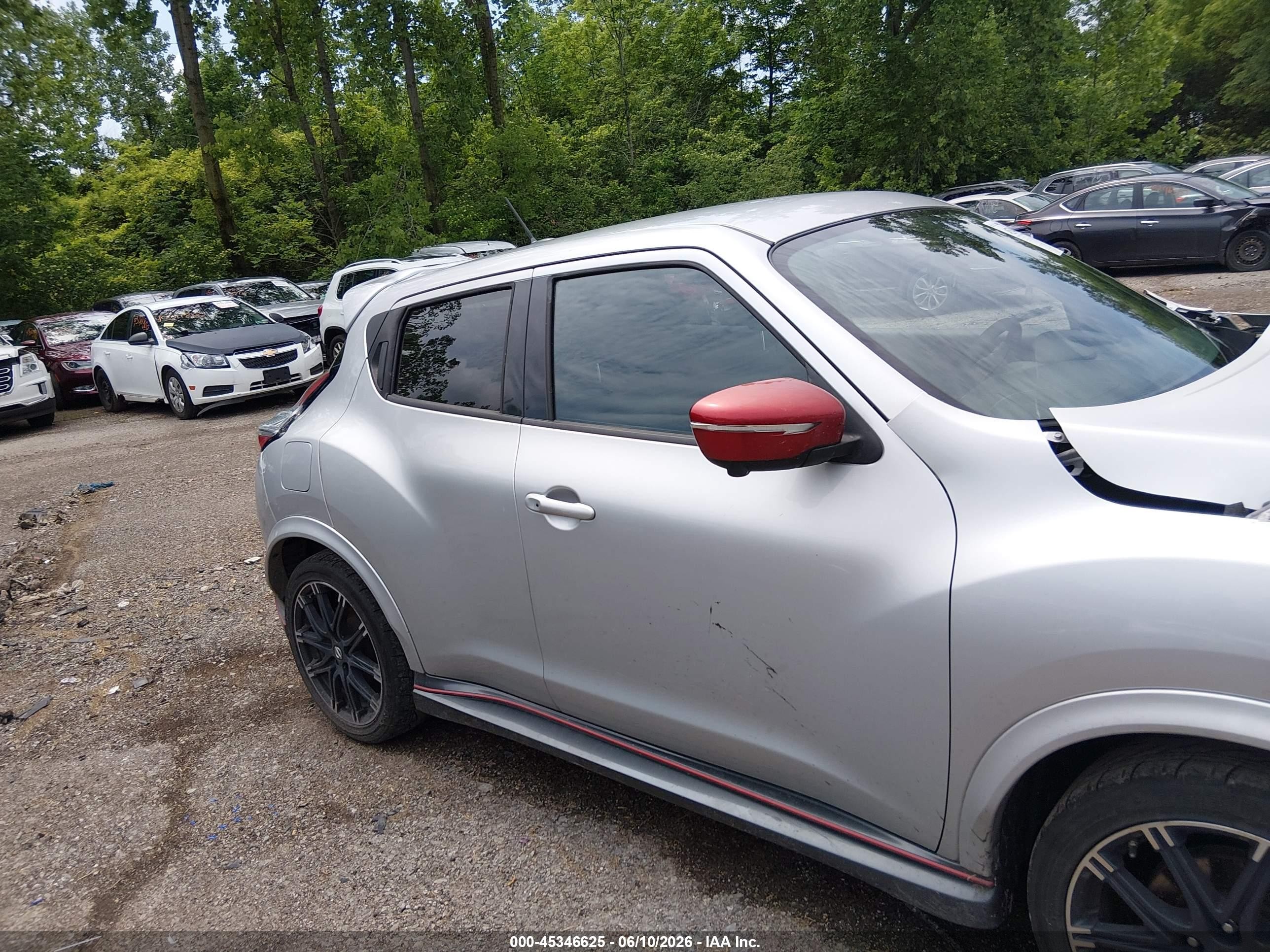 2015 Nissan Juke Nismo Серебряный vin: JN8AF5MV2FT563004
