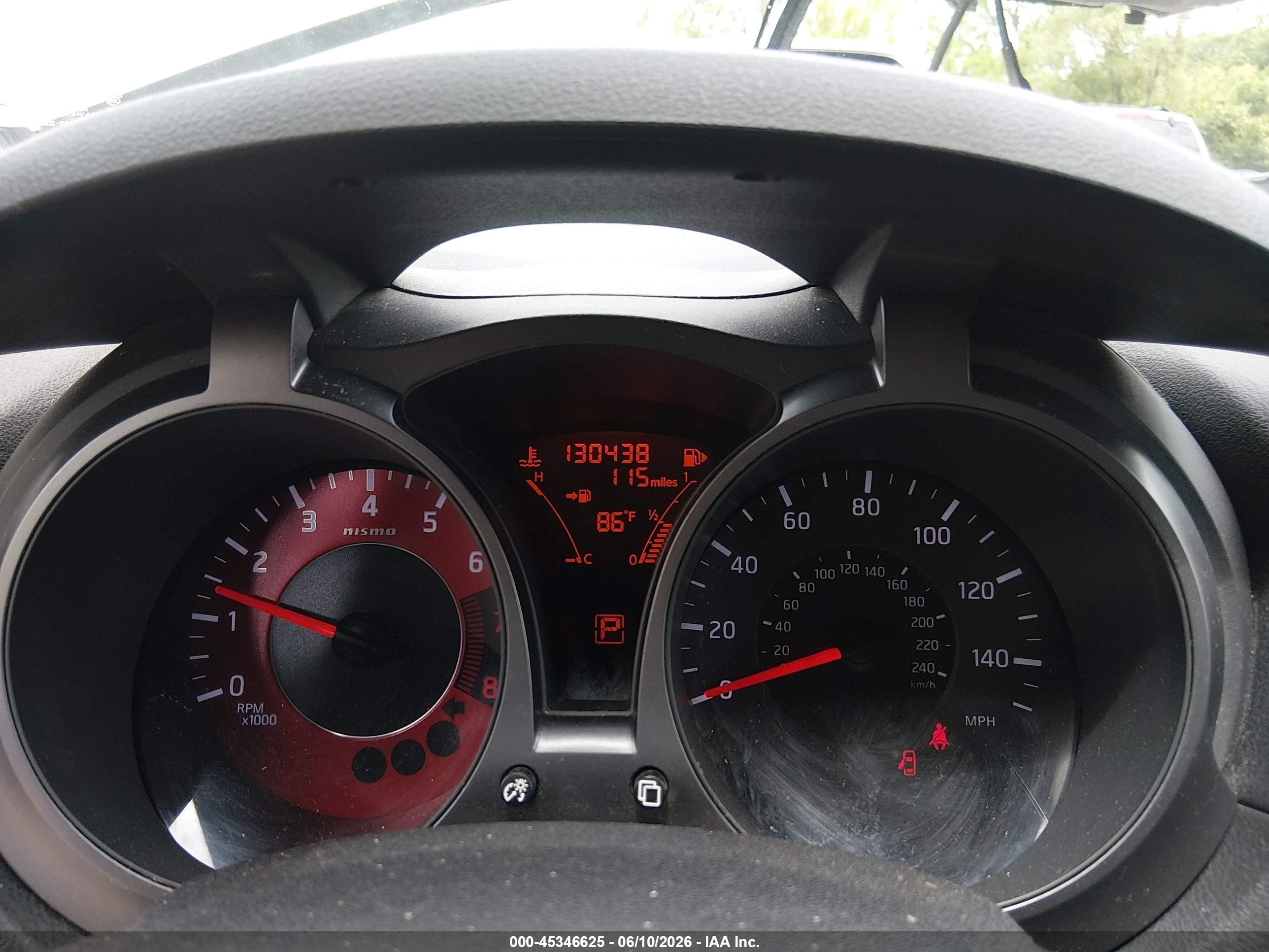 2015 Nissan Juke Nismo Серебряный vin: JN8AF5MV2FT563004