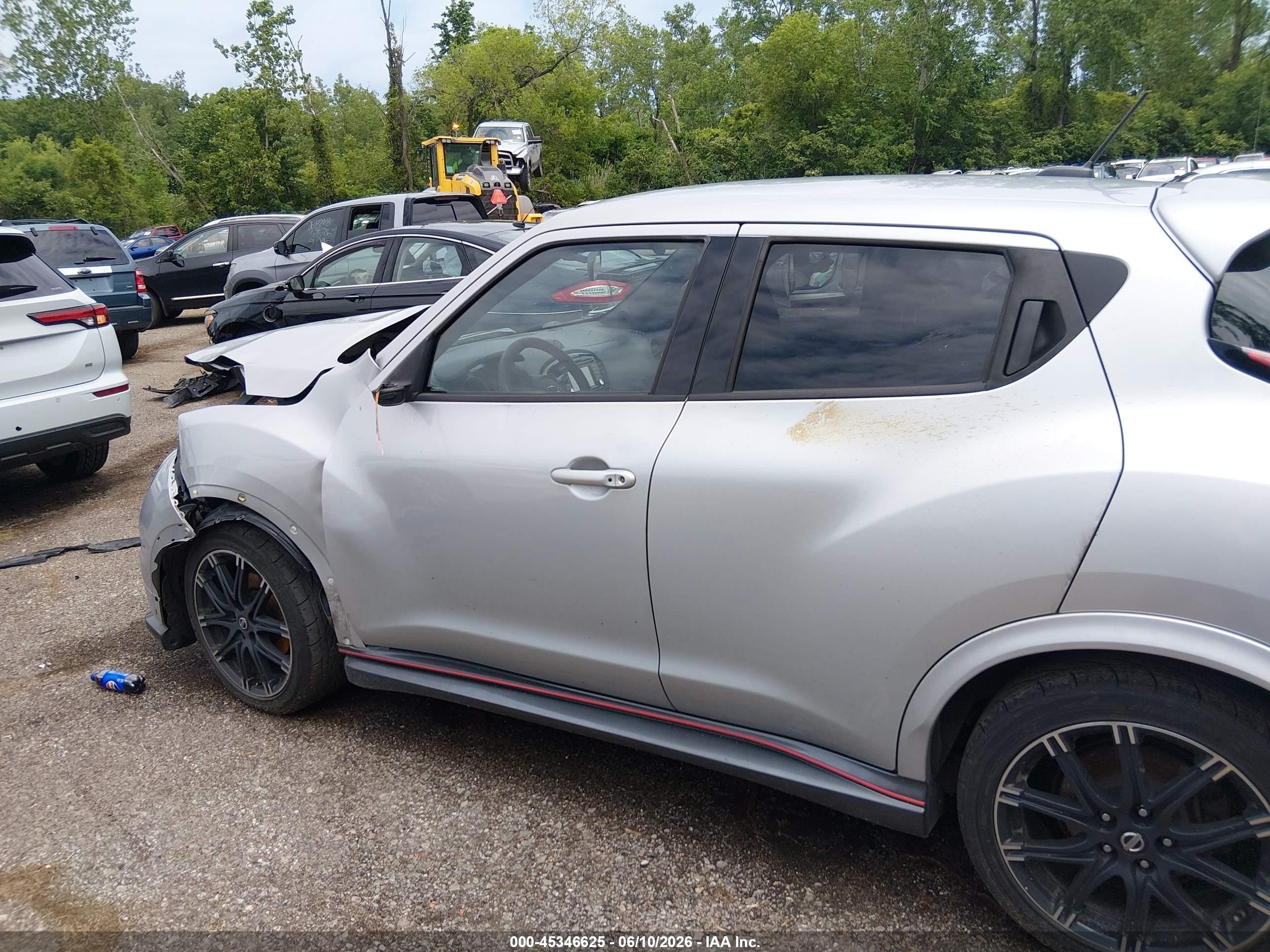 2015 Nissan Juke Nismo Серебряный vin: JN8AF5MV2FT563004