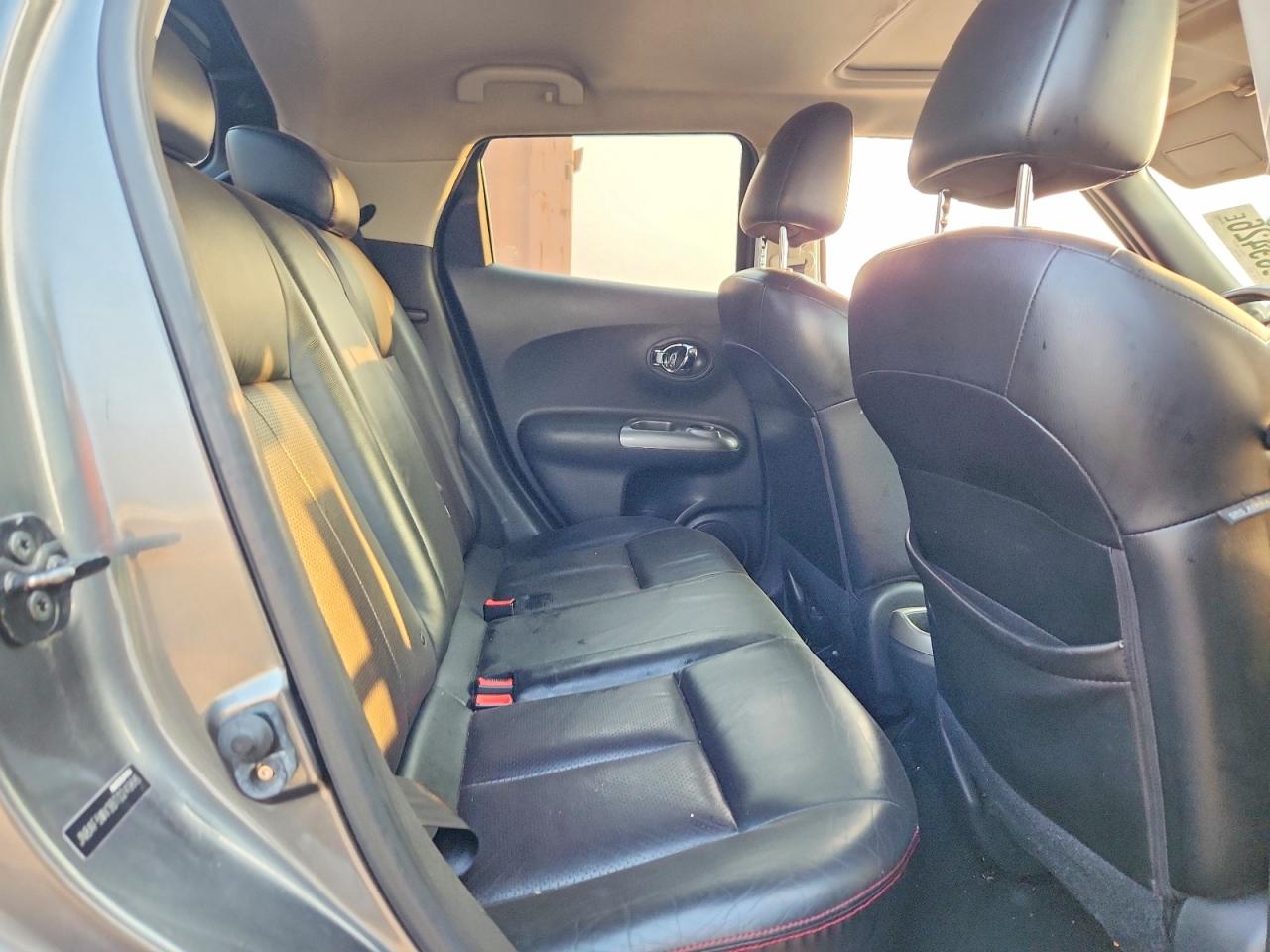 2011 Nissan Juke S Gray vin: JN8AF5MV3BT024966
