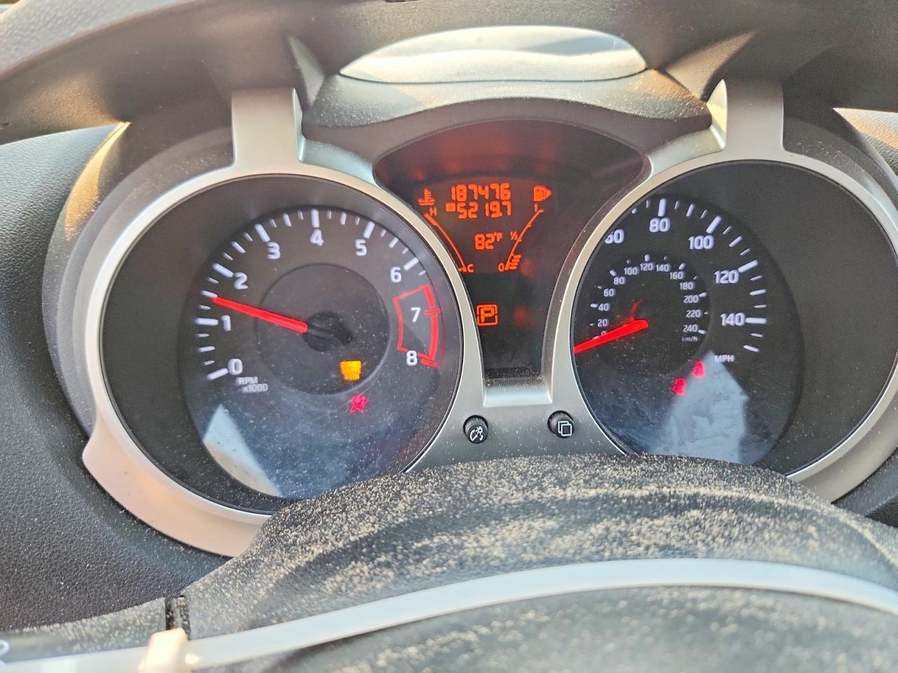 2011 Nissan Juke S Gray vin: JN8AF5MV3BT024966