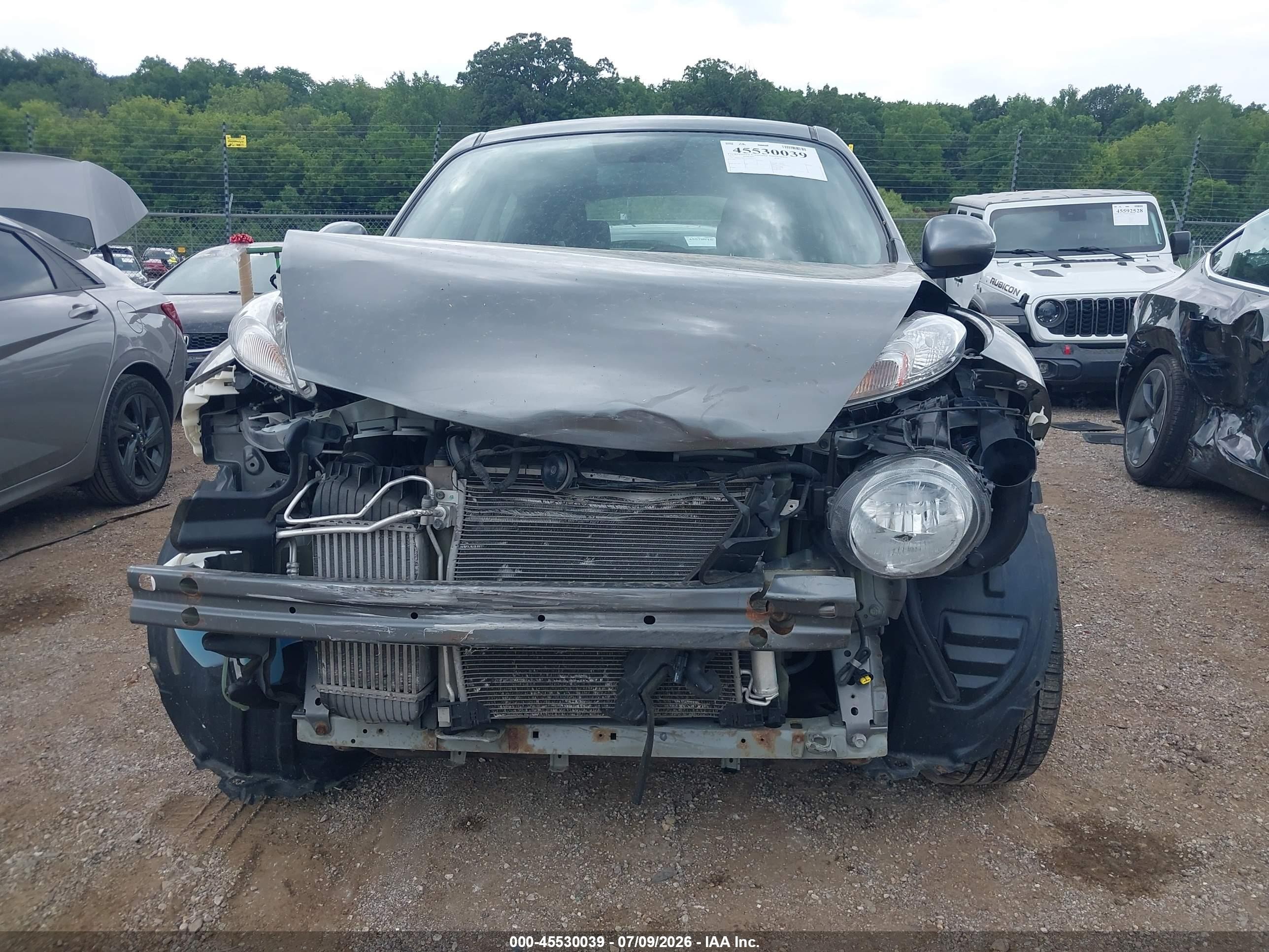 2011 Nissan Juke S Серый vin: JN8AF5MV3BT025051