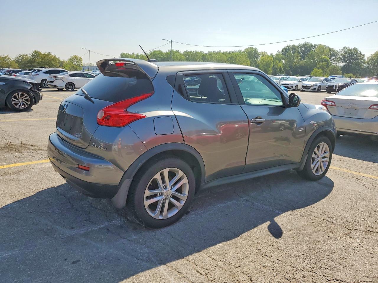 2011 Nissan Juke S Gray vin: JN8AF5MV3BT026703