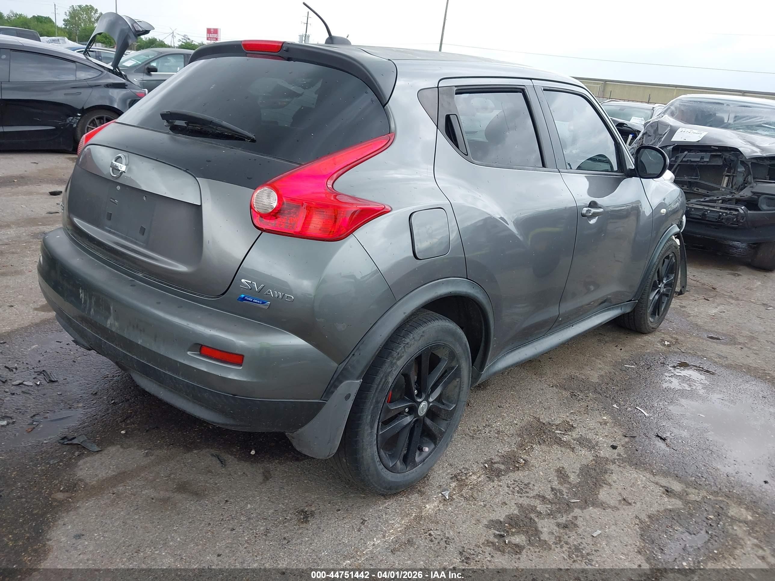2012 Nissan Juke Sv Gray vin: JN8AF5MV3CT112403