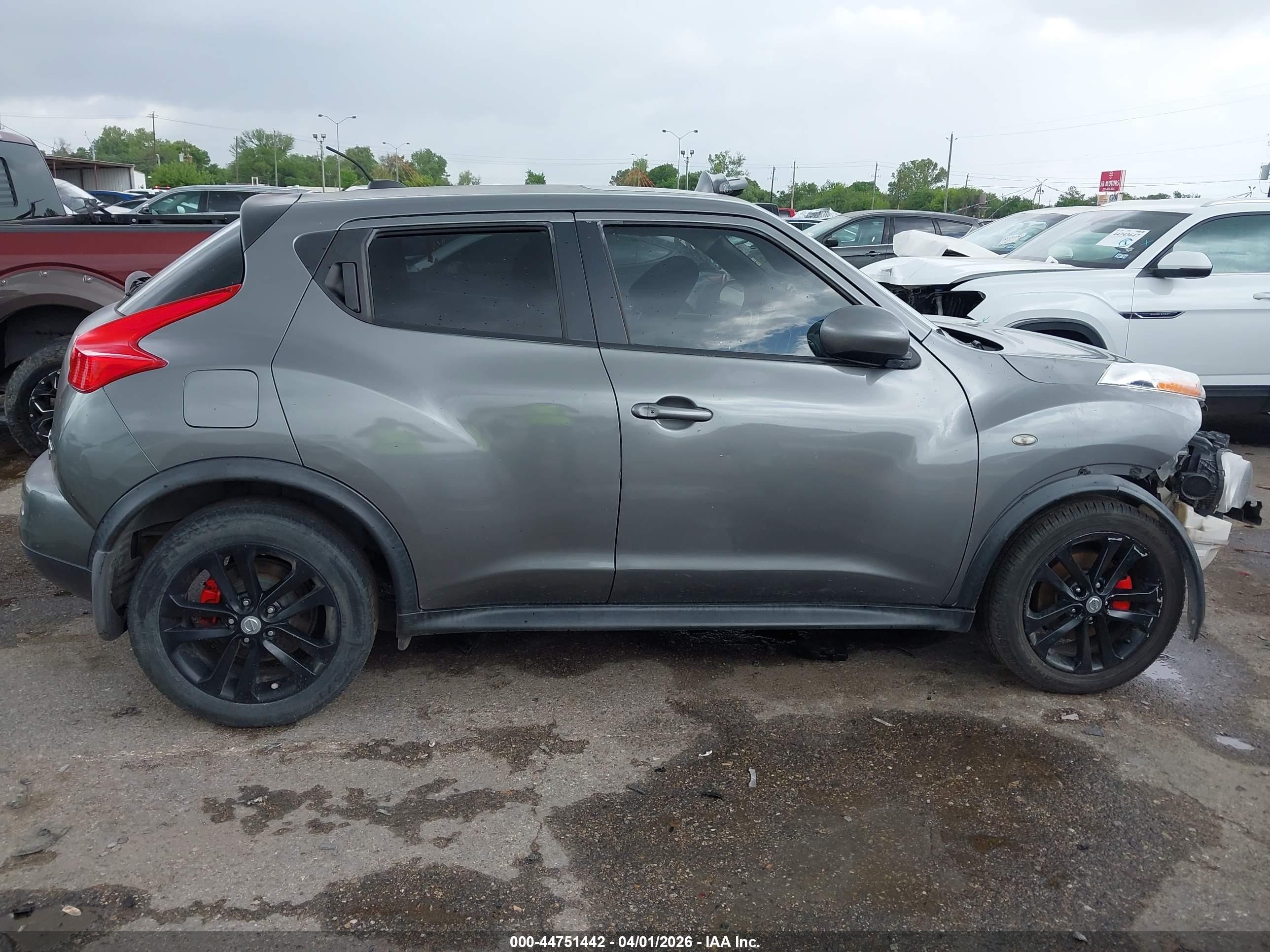 2012 Nissan Juke Sv Gray vin: JN8AF5MV3CT112403