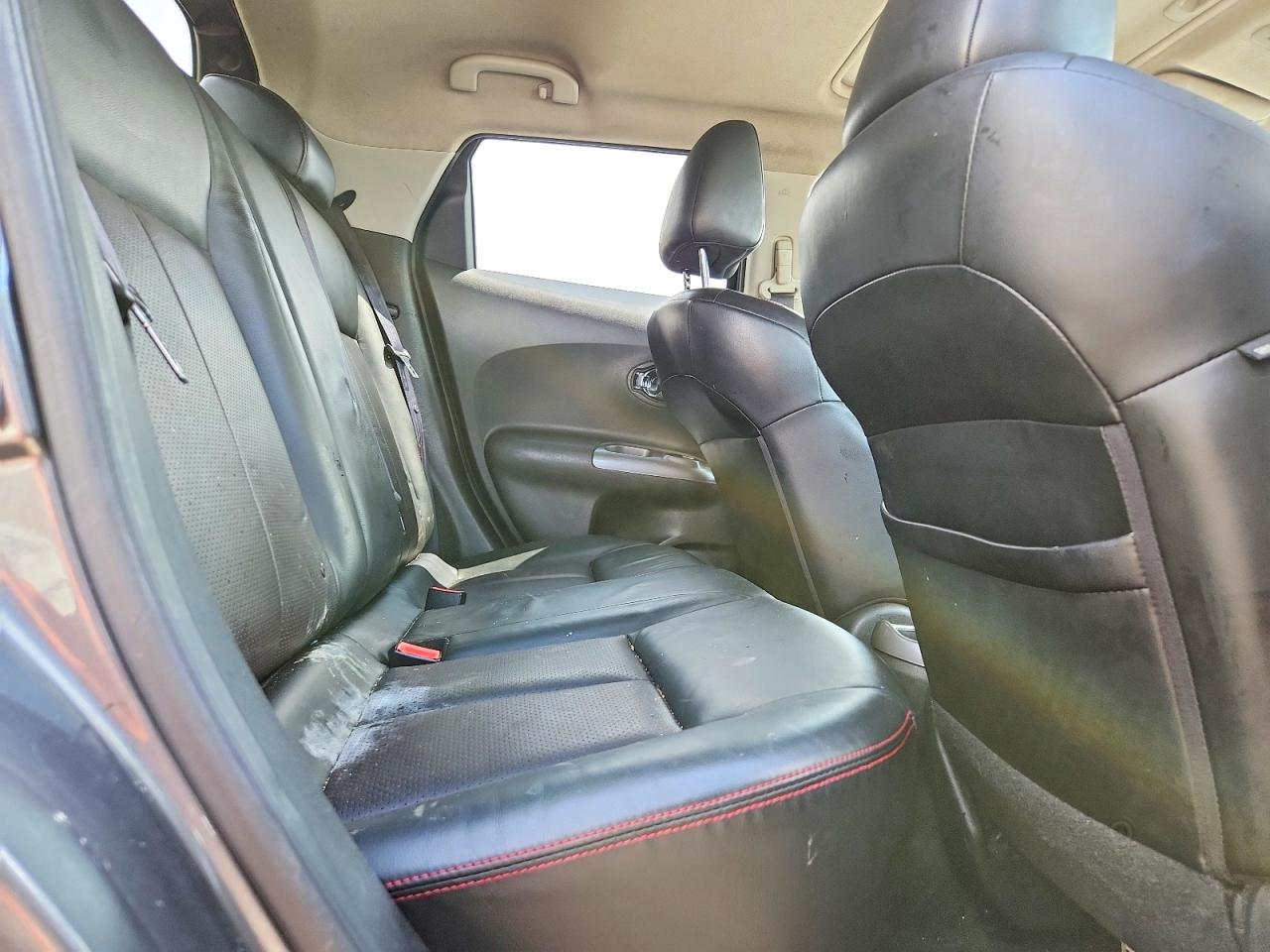 2012 Nissan Juke S Silver vin: JN8AF5MV3CT112983