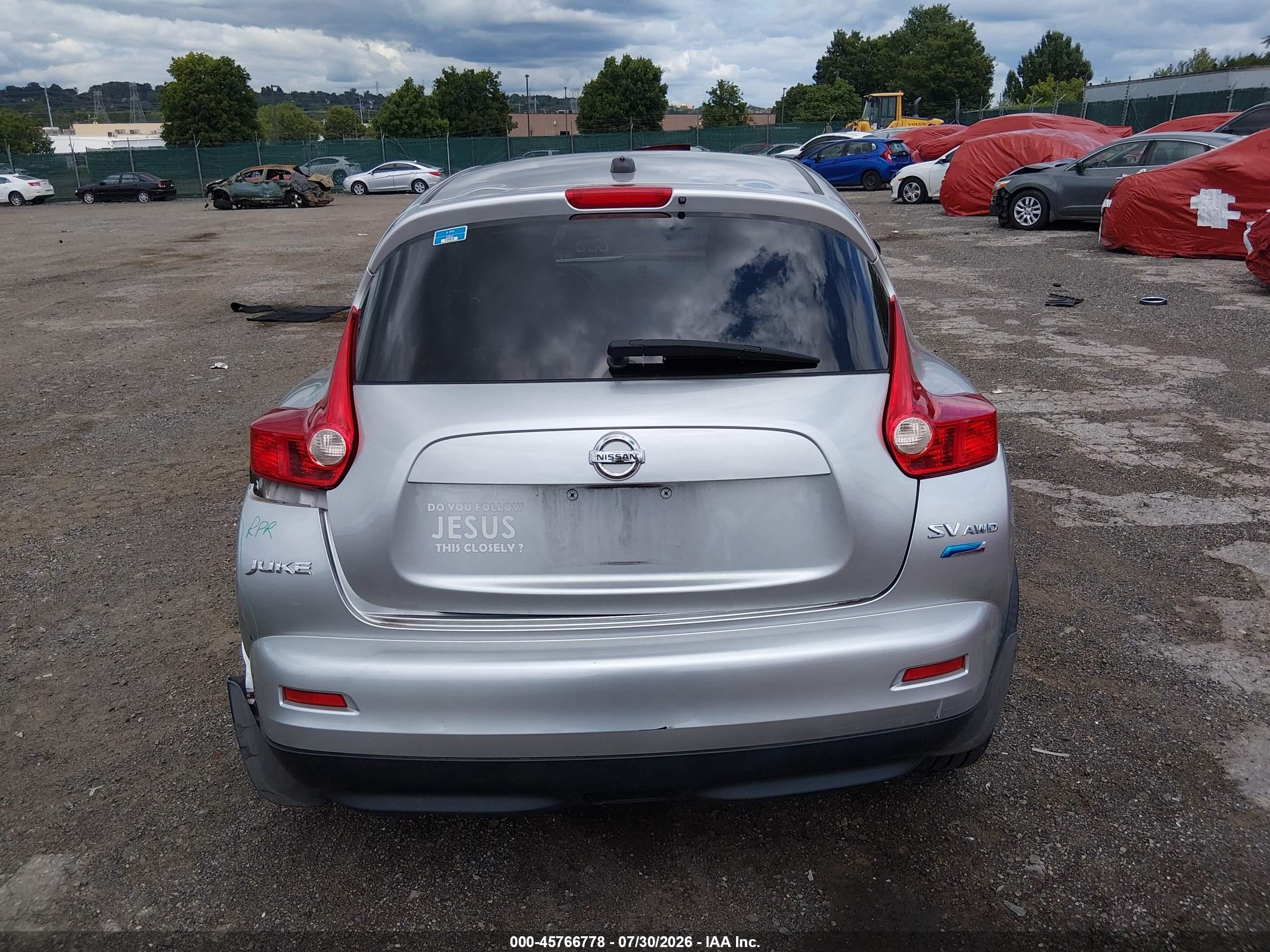 2012 Nissan Juke Sv Silver vin: JN8AF5MV3CT113437