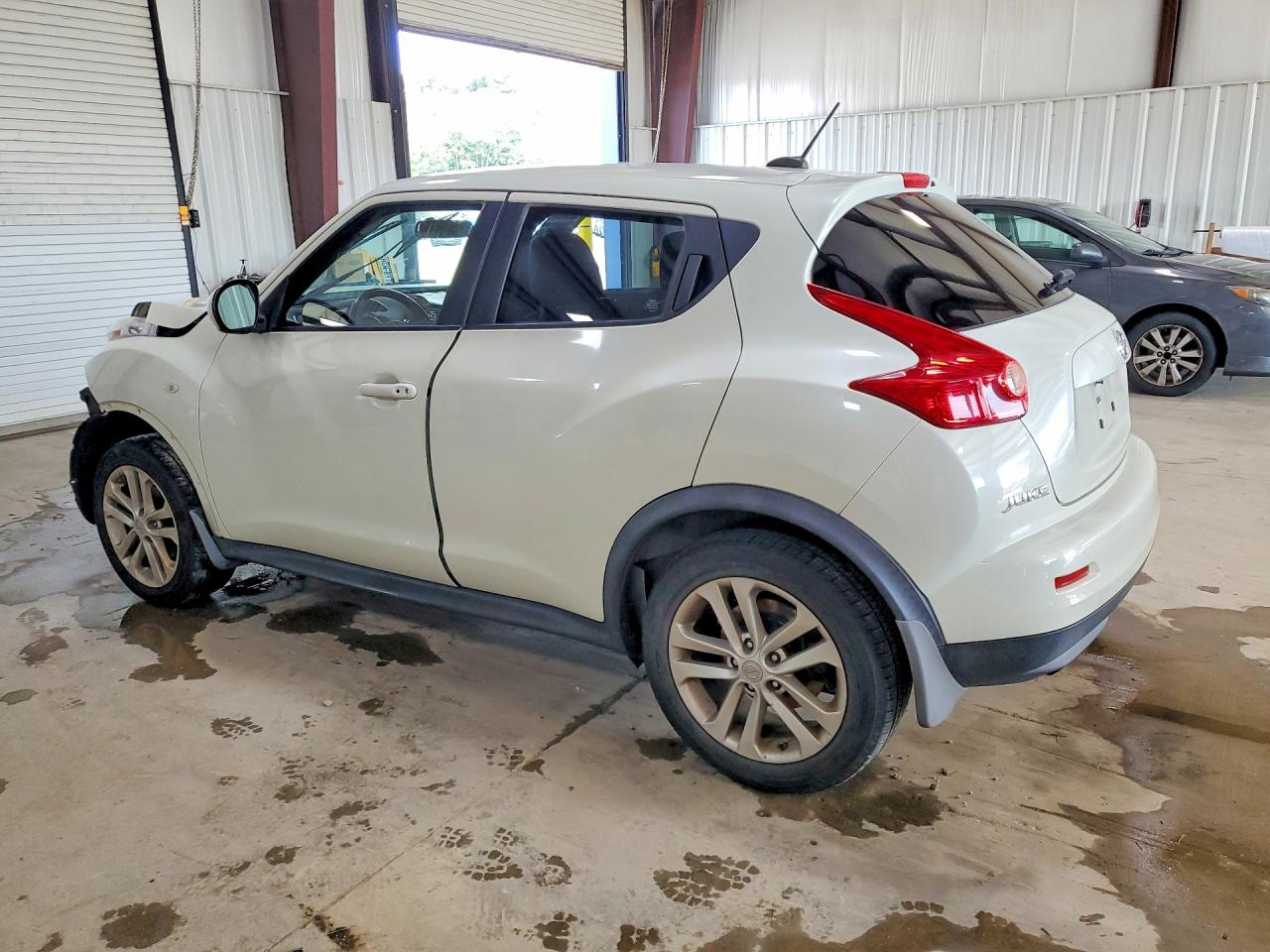 2012 Nissan Juke S White vin: JN8AF5MV3CT125958