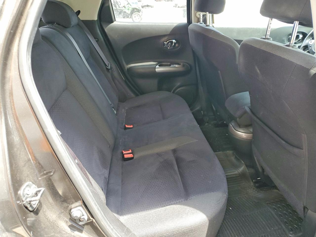 2013 Nissan Juke S Gray vin: JN8AF5MV3DT215046
