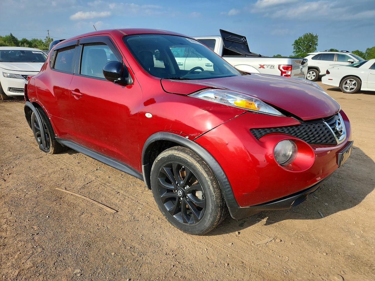 2013 Nissan Juke S Red vin: JN8AF5MV3DT215354