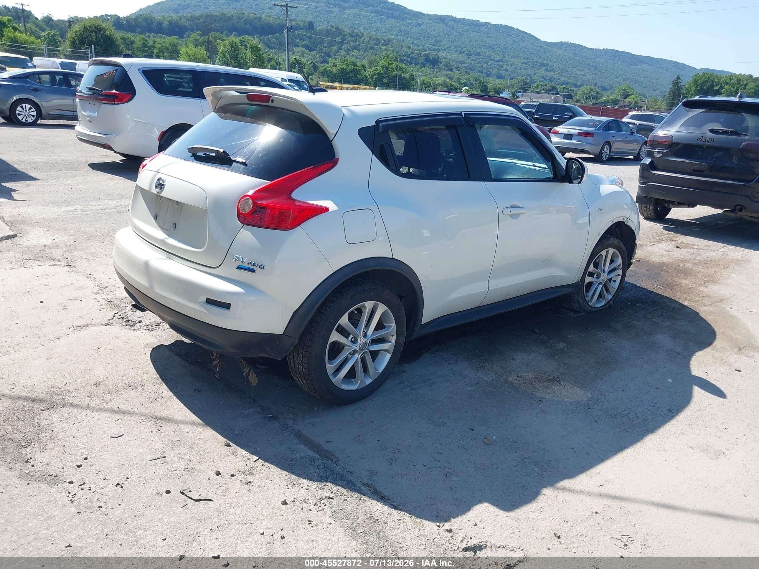 2013 Nissan Juke Sv White vin: JN8AF5MV3DT215421