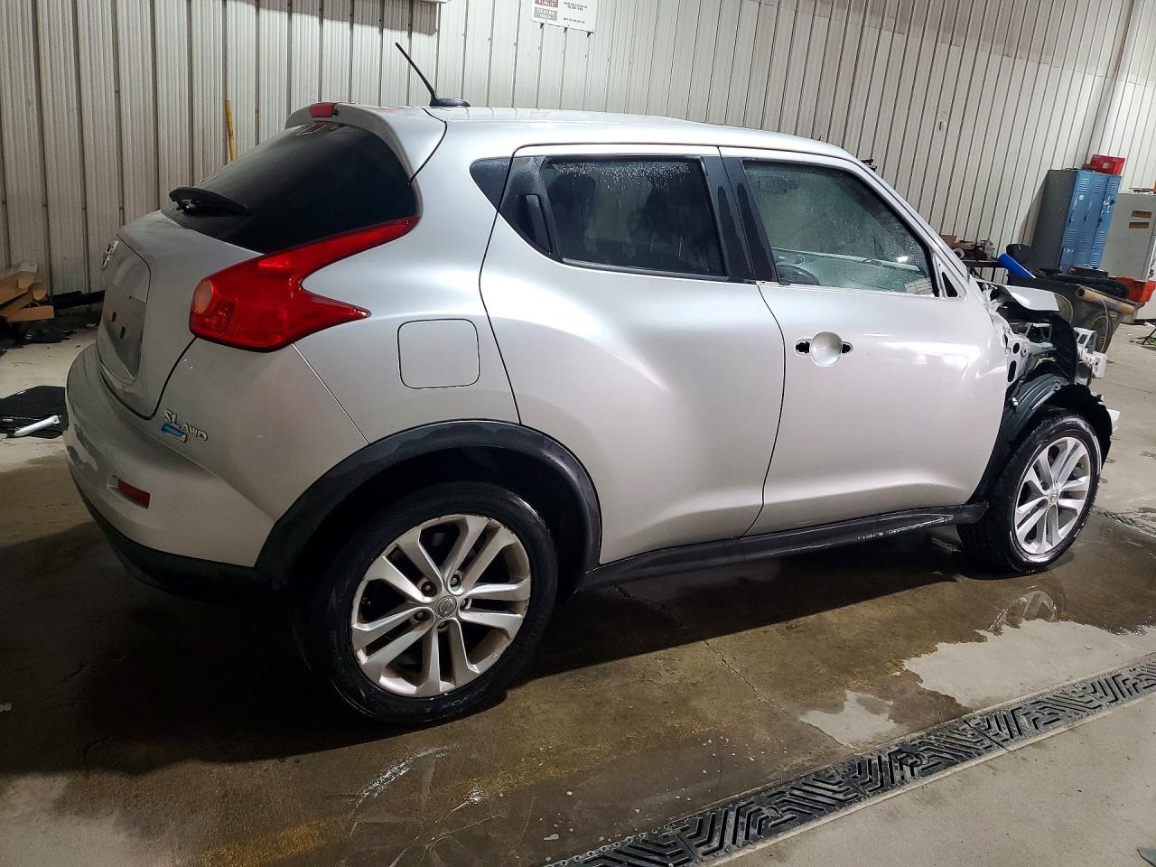 2013 Nissan Juke S/sv/sl Silver vin: JN8AF5MV3DT220831