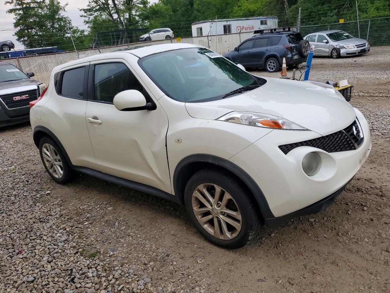 2013 Nissan Juke S White vin: JN8AF5MV3DT222594