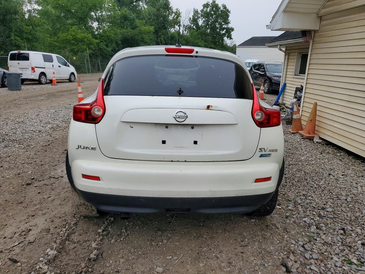 2013 Nissan Juke S White vin: JN8AF5MV3DT222594