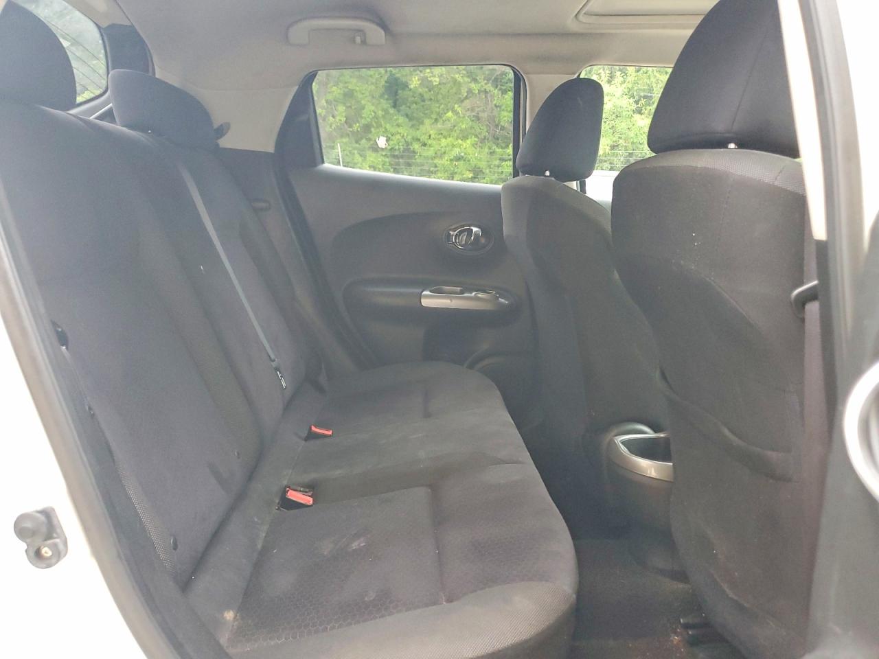 2013 Nissan Juke S White vin: JN8AF5MV3DT222594
