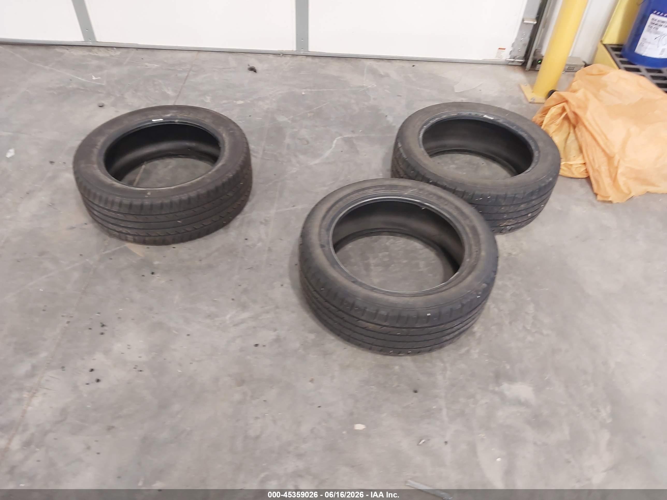 2013 Nissan Juke S Серебряный vin: JN8AF5MV3DT231425