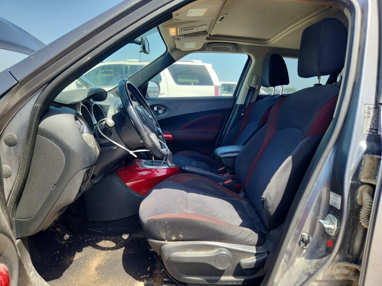 2014 Nissan Juke Sv Silver vin: JN8AF5MV3ET480695