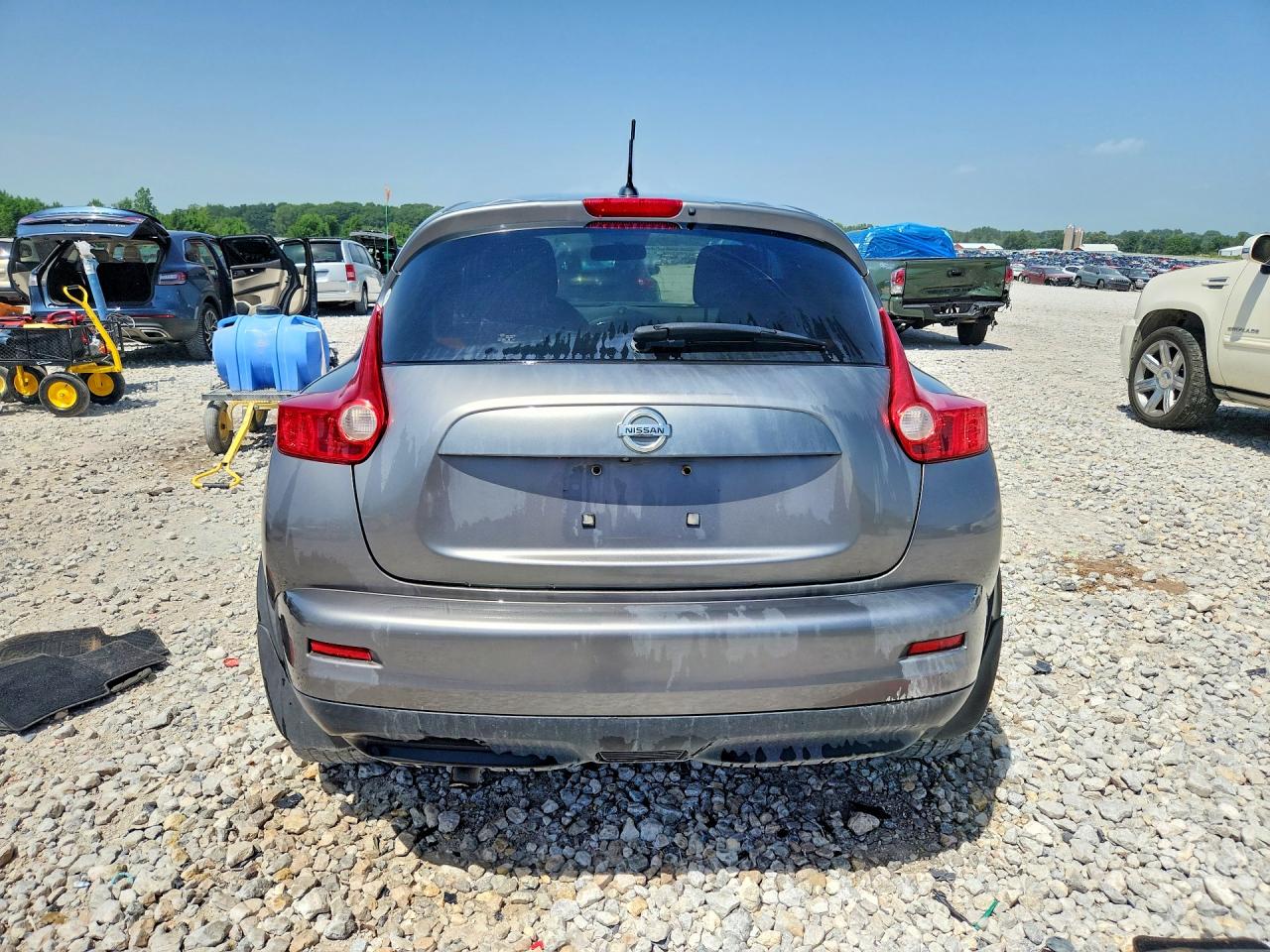 2014 Nissan Juke Sv Silver vin: JN8AF5MV3ET480695