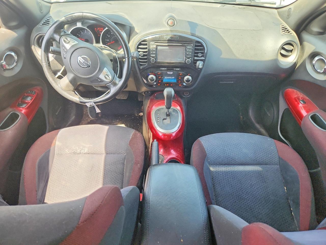 2014 Nissan Juke Sv Silver vin: JN8AF5MV3ET480695