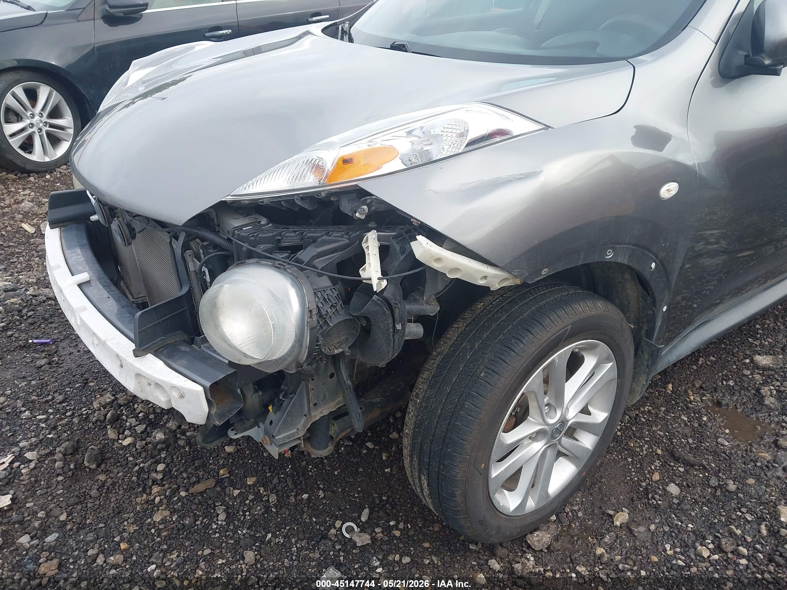 2014 Nissan Juke S Серый vin: JN8AF5MV3ET480793