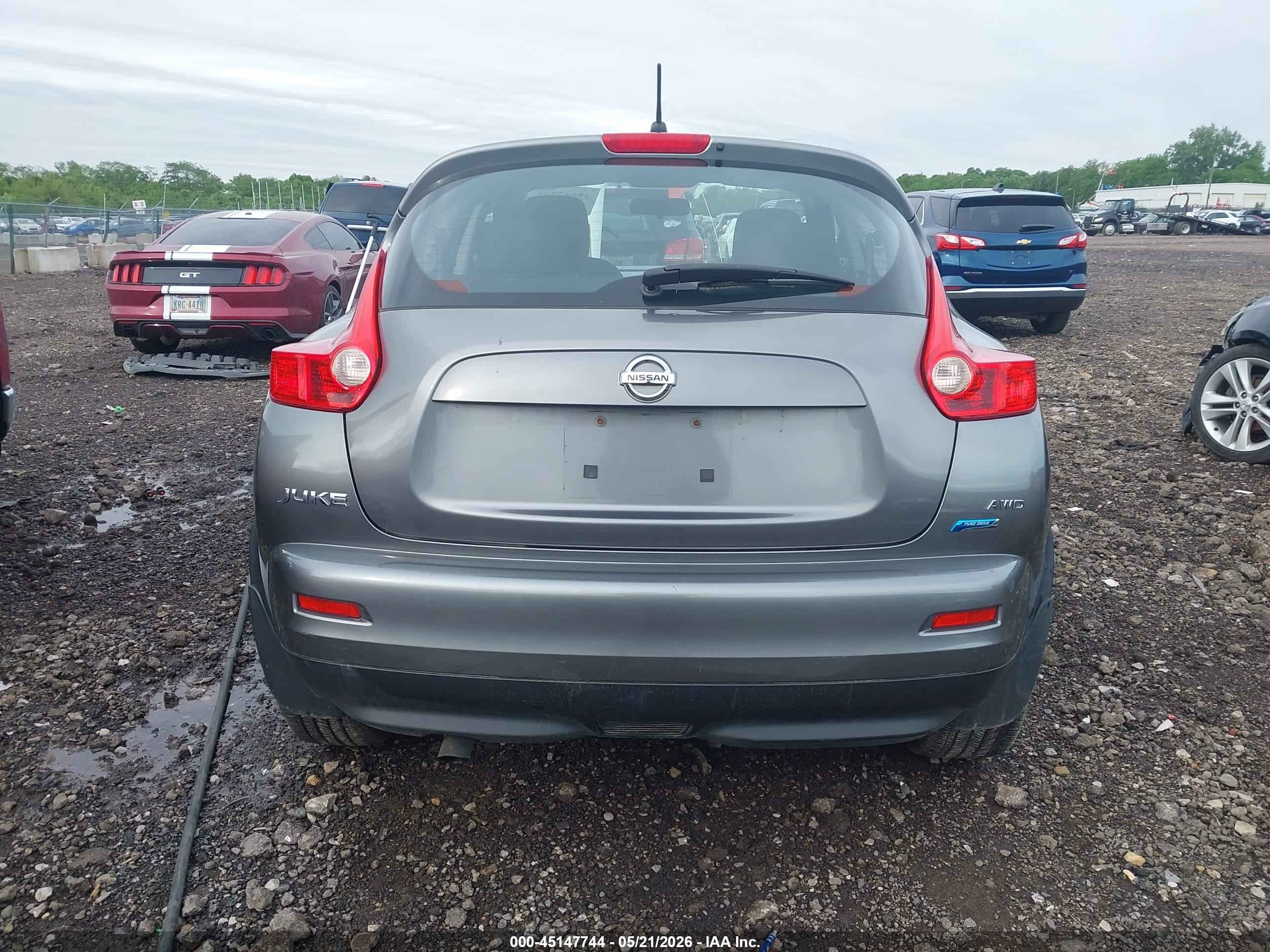 2014 Nissan Juke S Серый vin: JN8AF5MV3ET480793