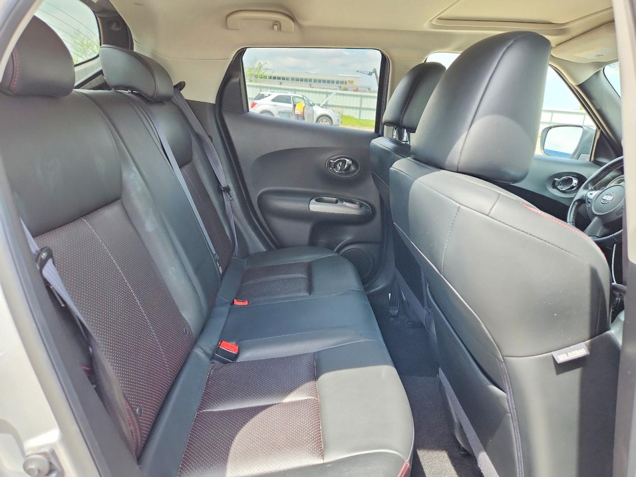 2015 Nissan Juke Sl Silver vin: JN8AF5MV3FT550763