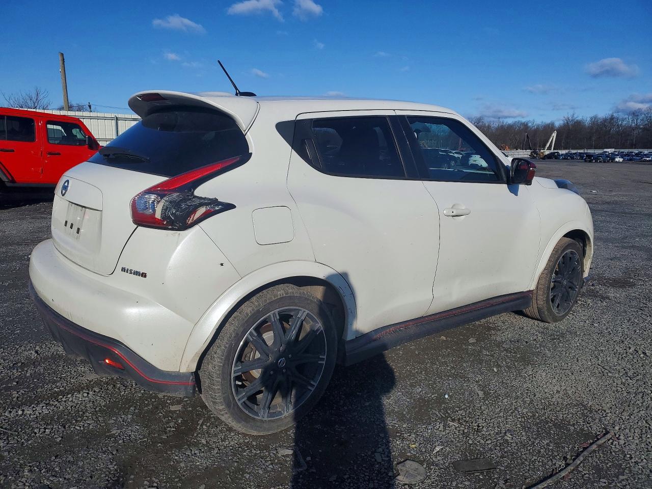 2015 Nissan Juke S White vin: JN8AF5MV3FT562654
