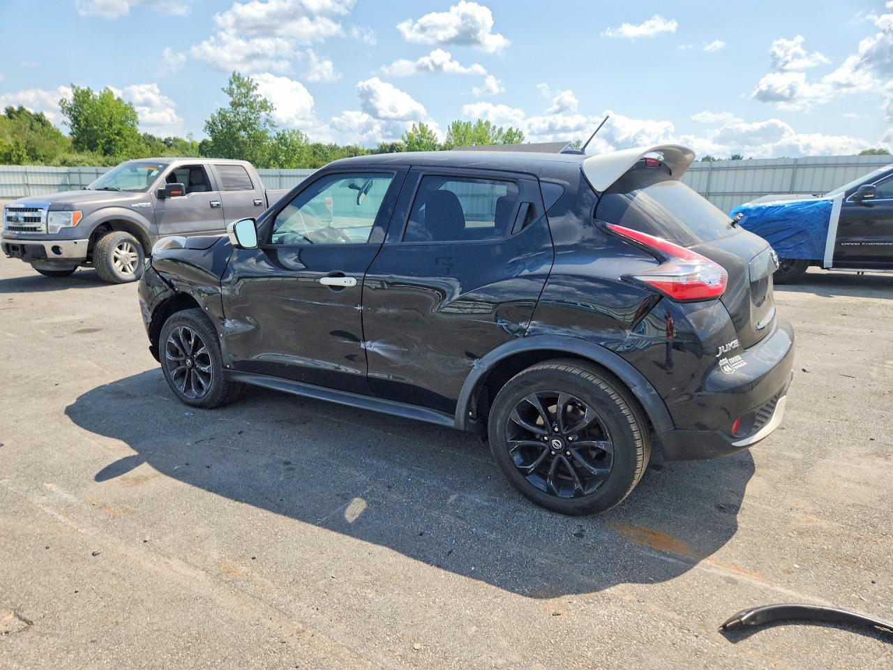 2017 Nissan Juke Sv Black vin: JN8AF5MV3HT753025