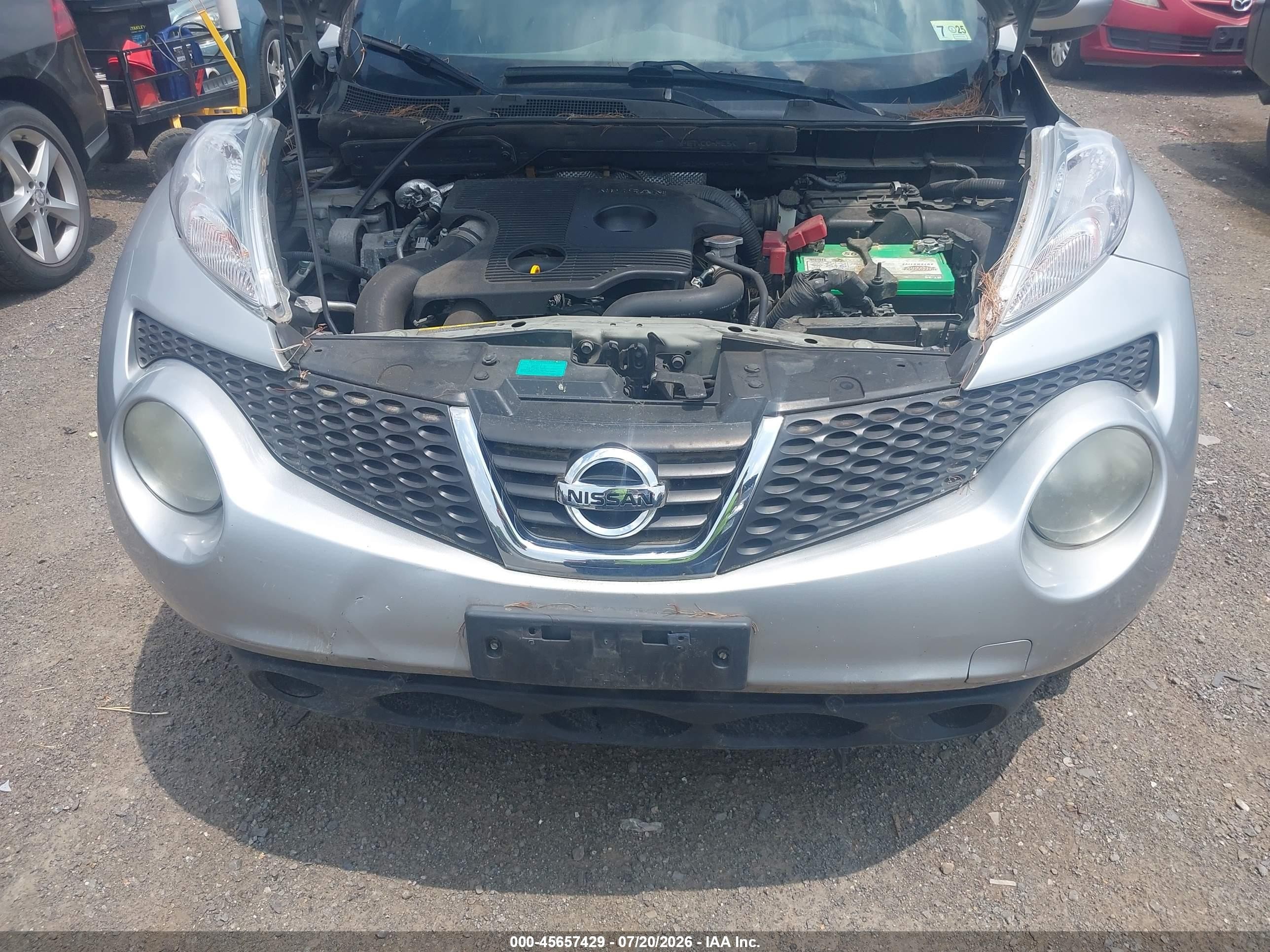 2011 Nissan Juke Sv Silver vin: JN8AF5MV4BT006959