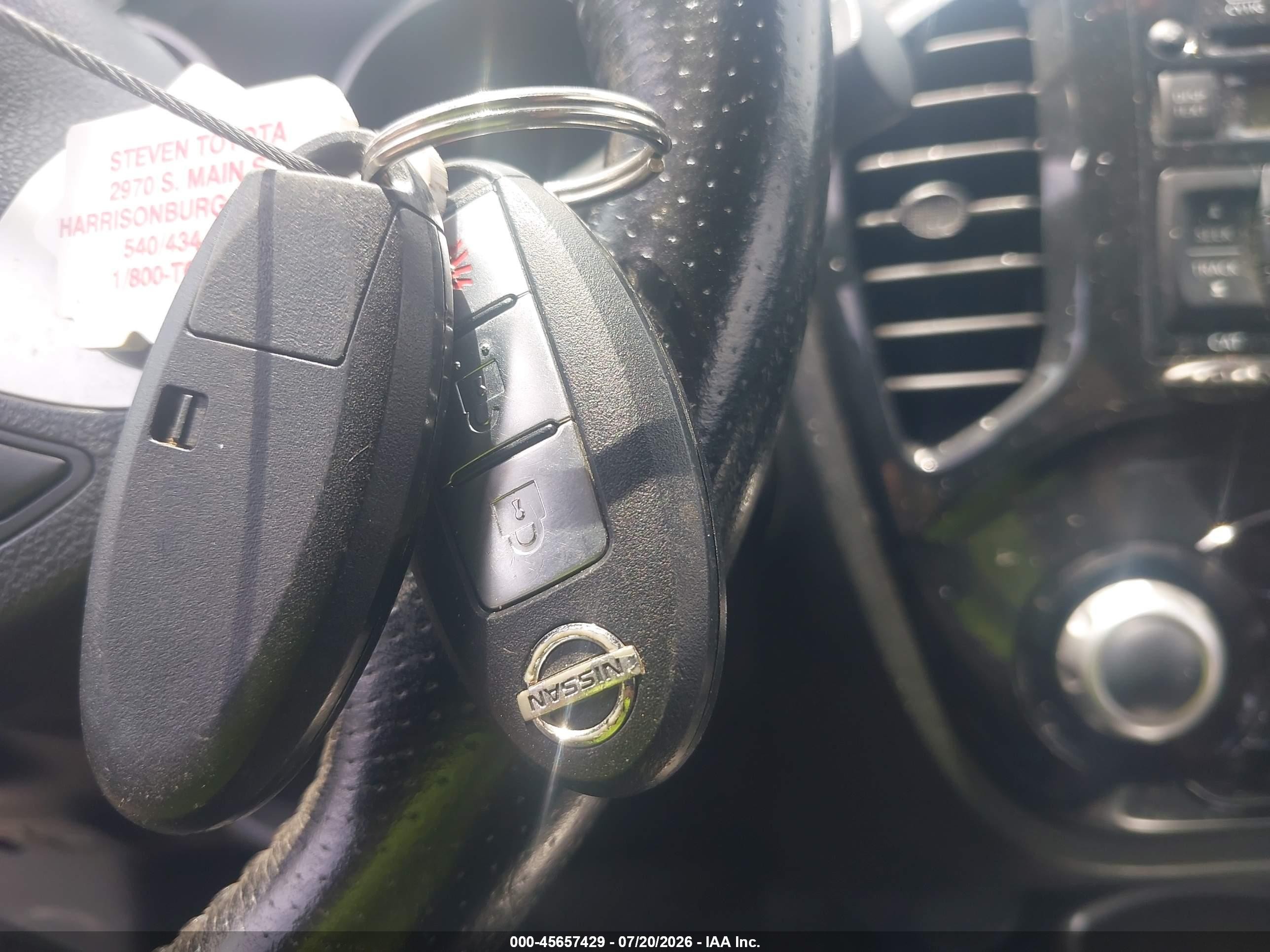 2011 Nissan Juke Sv Silver vin: JN8AF5MV4BT006959