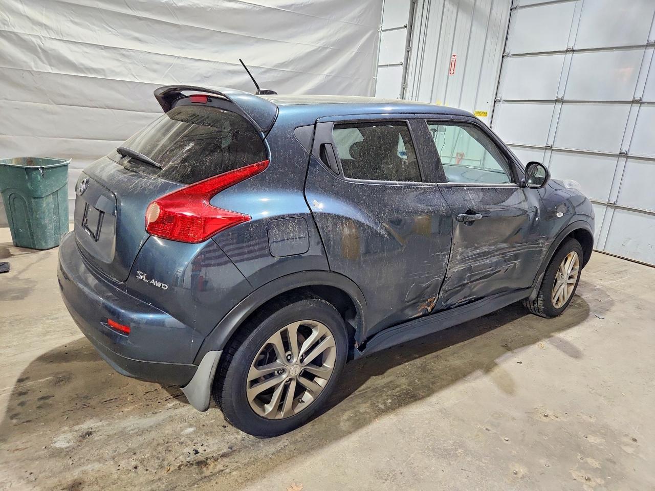 2011 Nissan Juke S Синий vin: JN8AF5MV4BT014169