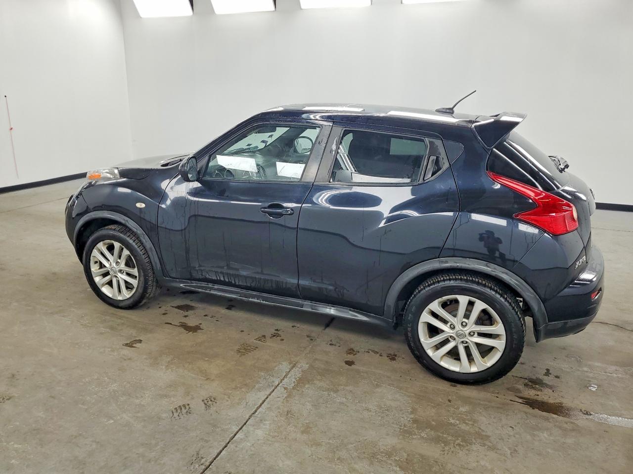 2011 Nissan Juke S Gray vin: JN8AF5MV4BT021249
