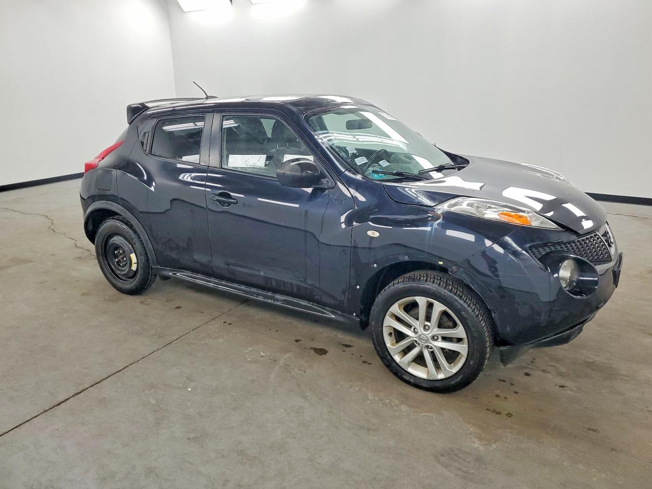 2011 Nissan Juke S Gray vin: JN8AF5MV4BT021249