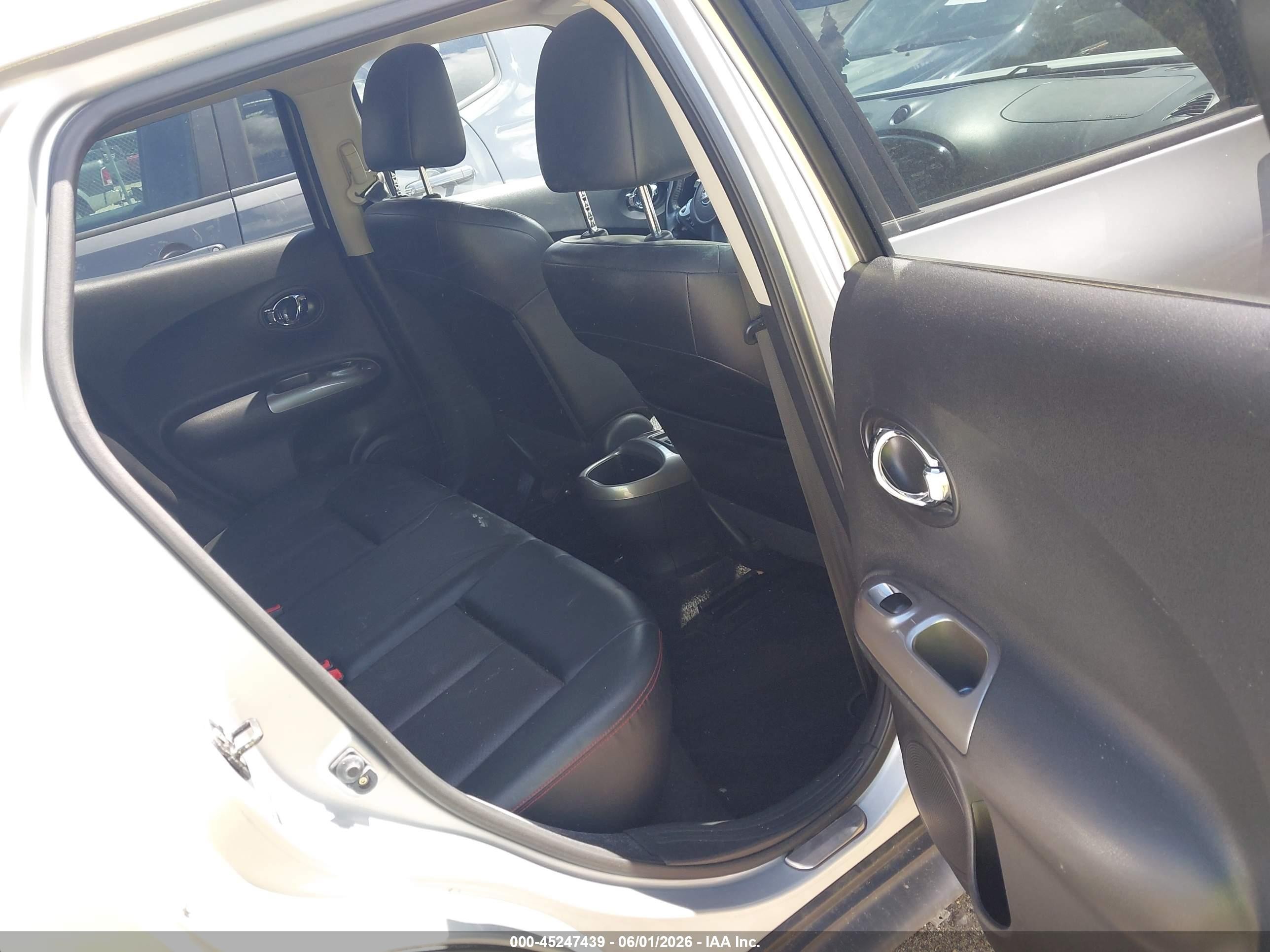2012 Nissan Juke Sl Silver vin: JN8AF5MV4CT113236