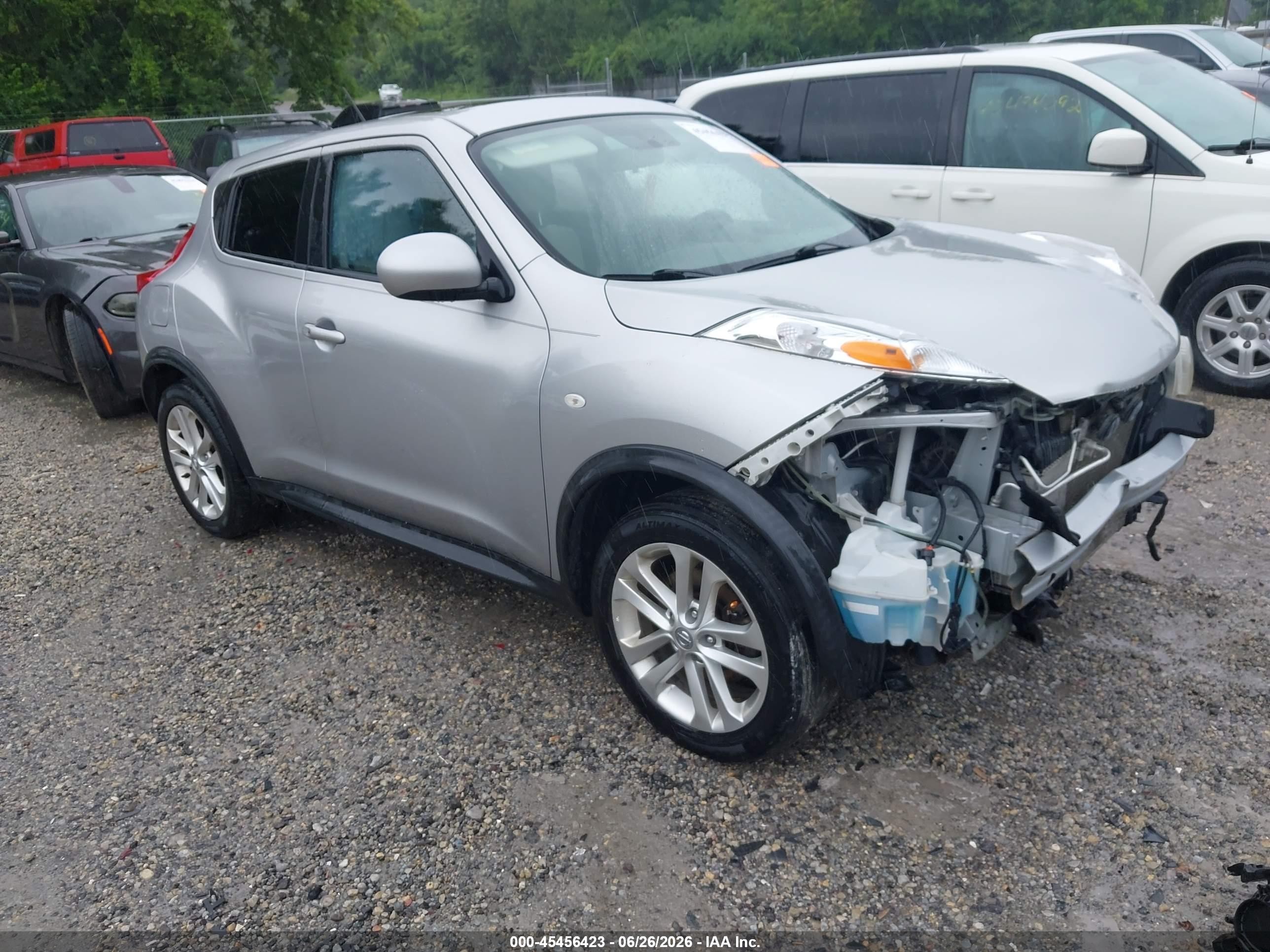 2012 Nissan Juke Sv Silver vin: JN8AF5MV4CT114113