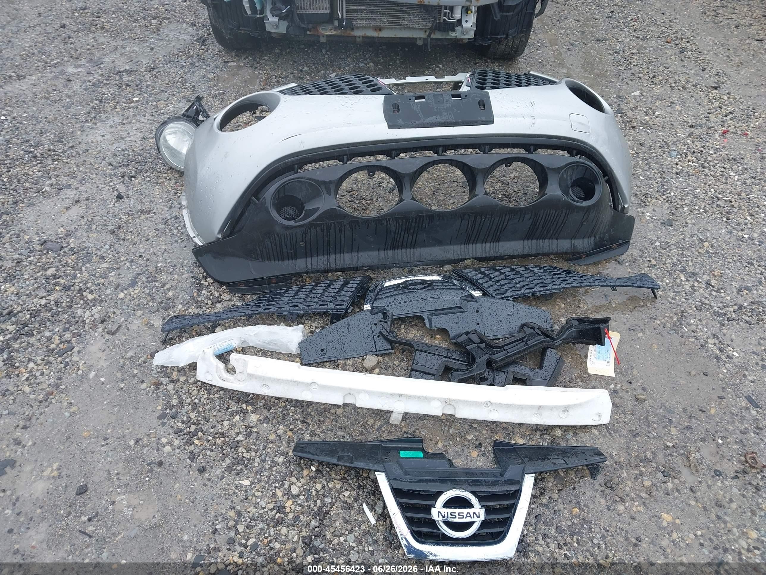 2012 Nissan Juke Sv Silver vin: JN8AF5MV4CT114113