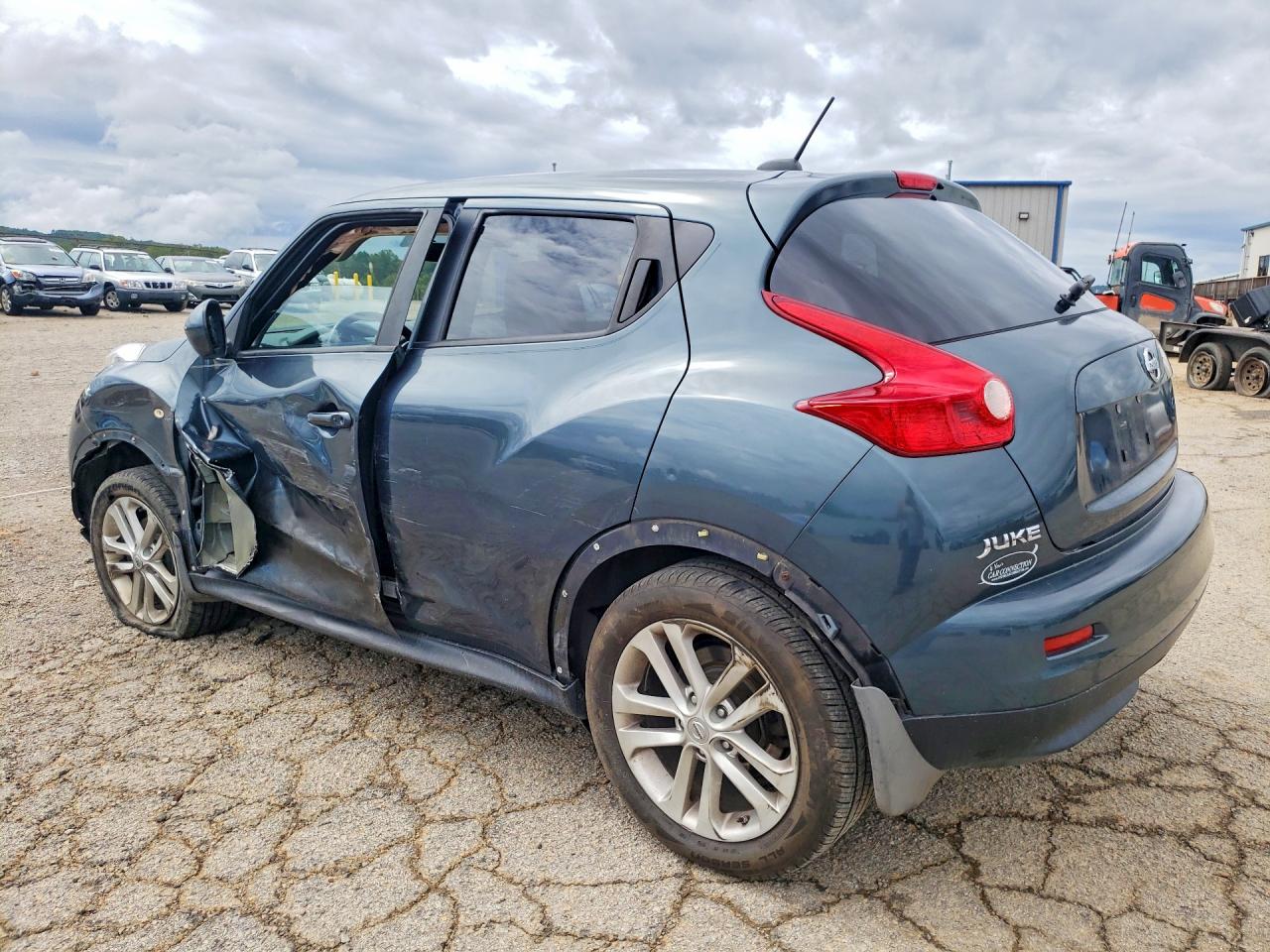 2012 Nissan Juke S Teal vin: JN8AF5MV4CT121255