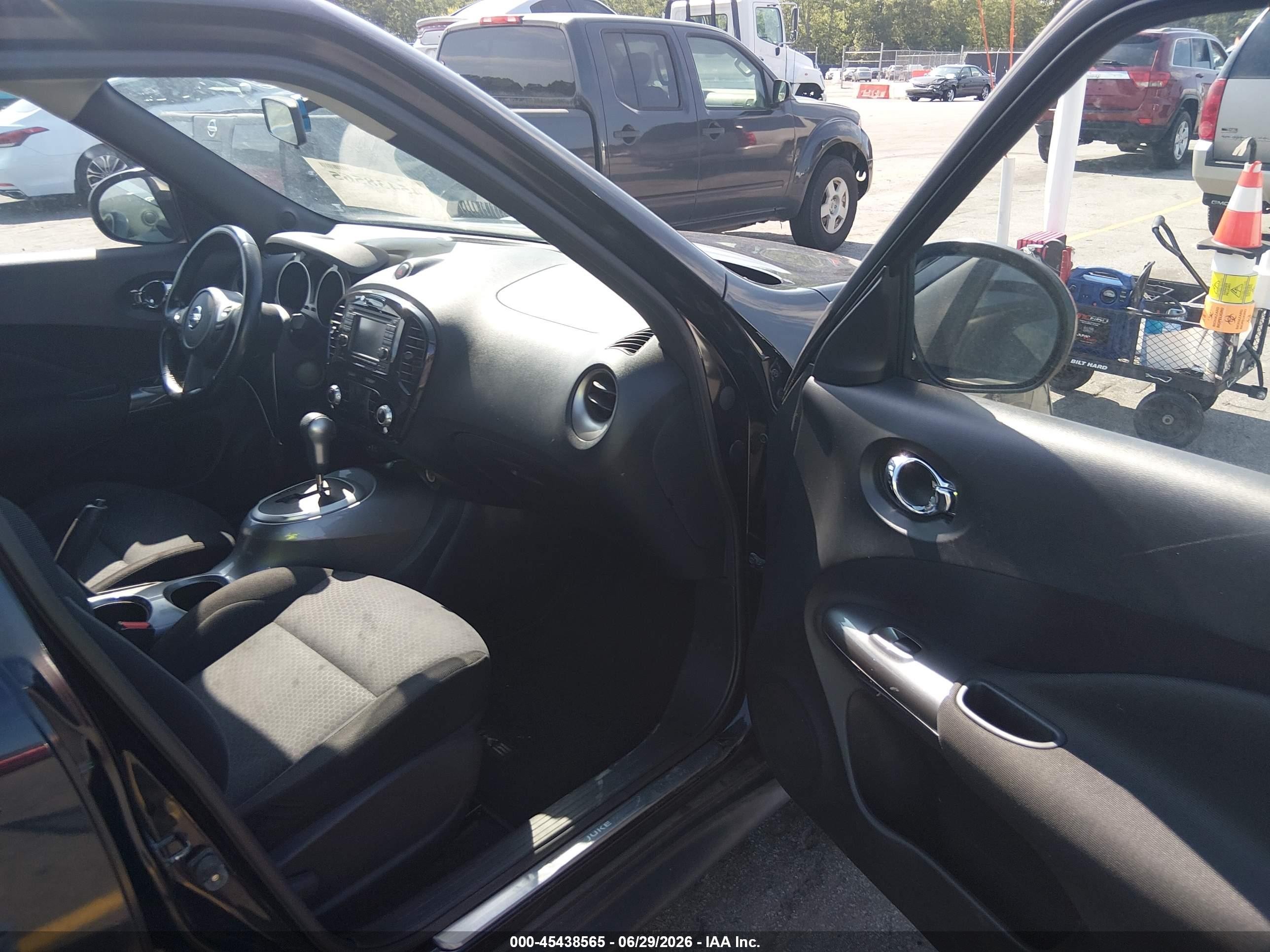 2012 Nissan Juke Sv Black vin: JN8AF5MV4CT125483